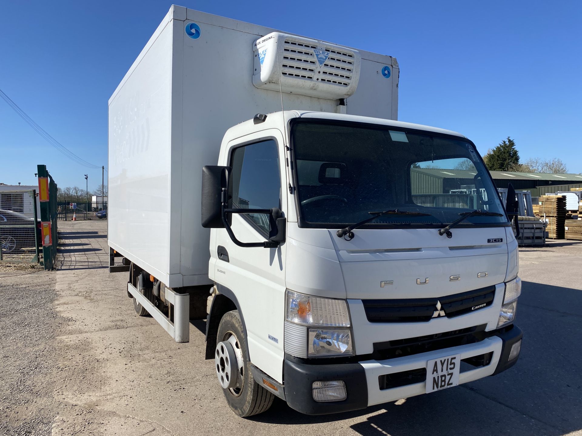 FUSO CANTER 7C15 "BLUETEC" EURO 6 - BOX VAN WITH FRIDGE UNIT - 15 REG - ONLY 78K MILES- 7.5 TONNER - Image 3 of 15