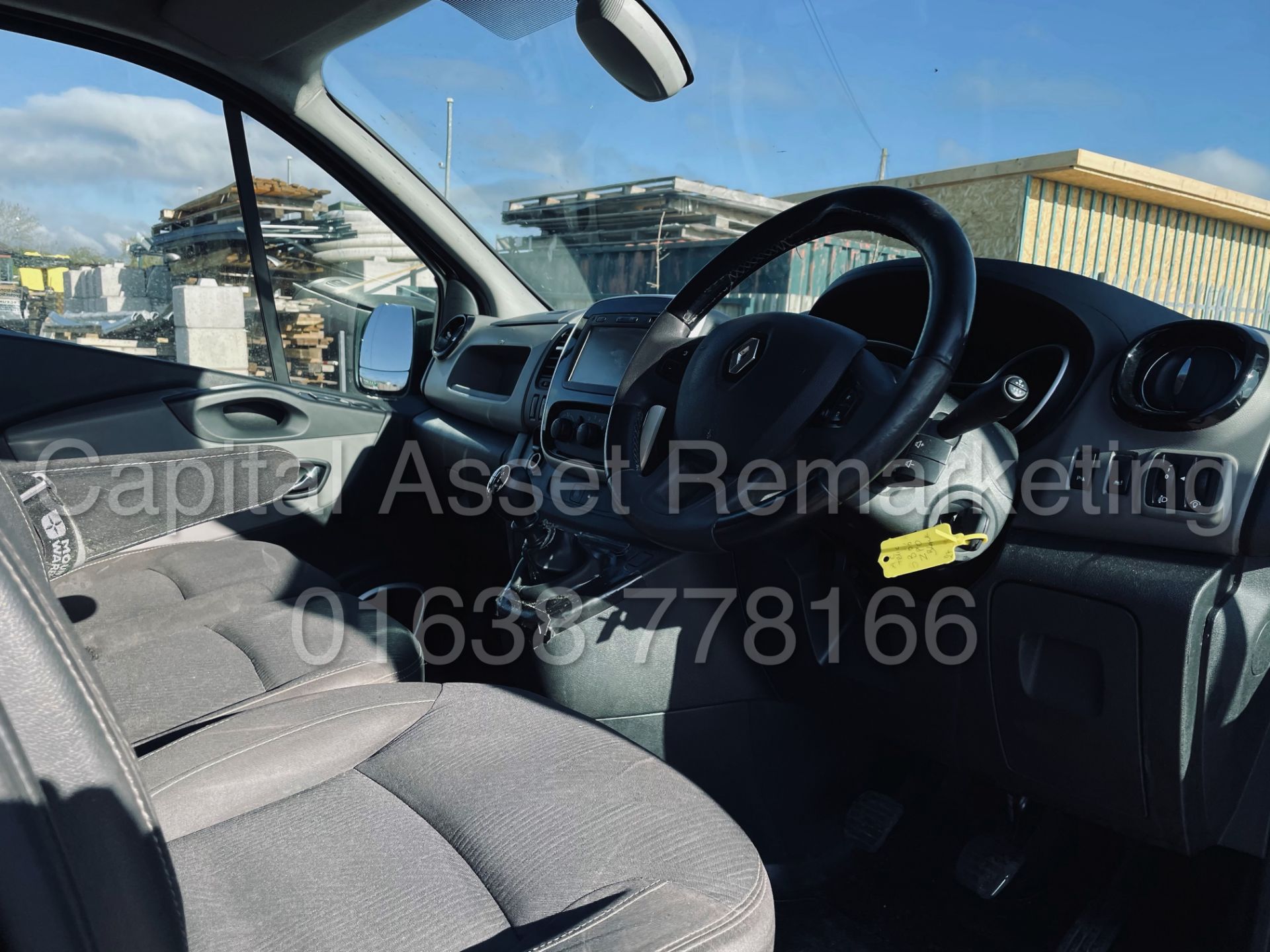 (On Sale) RENAULT TRAFIC *SPORT* SWB (66 REG - EURO 6) '1.6 DCI - 6 SPEED' *A/C - NAV* (NO VAT) - Image 30 of 43