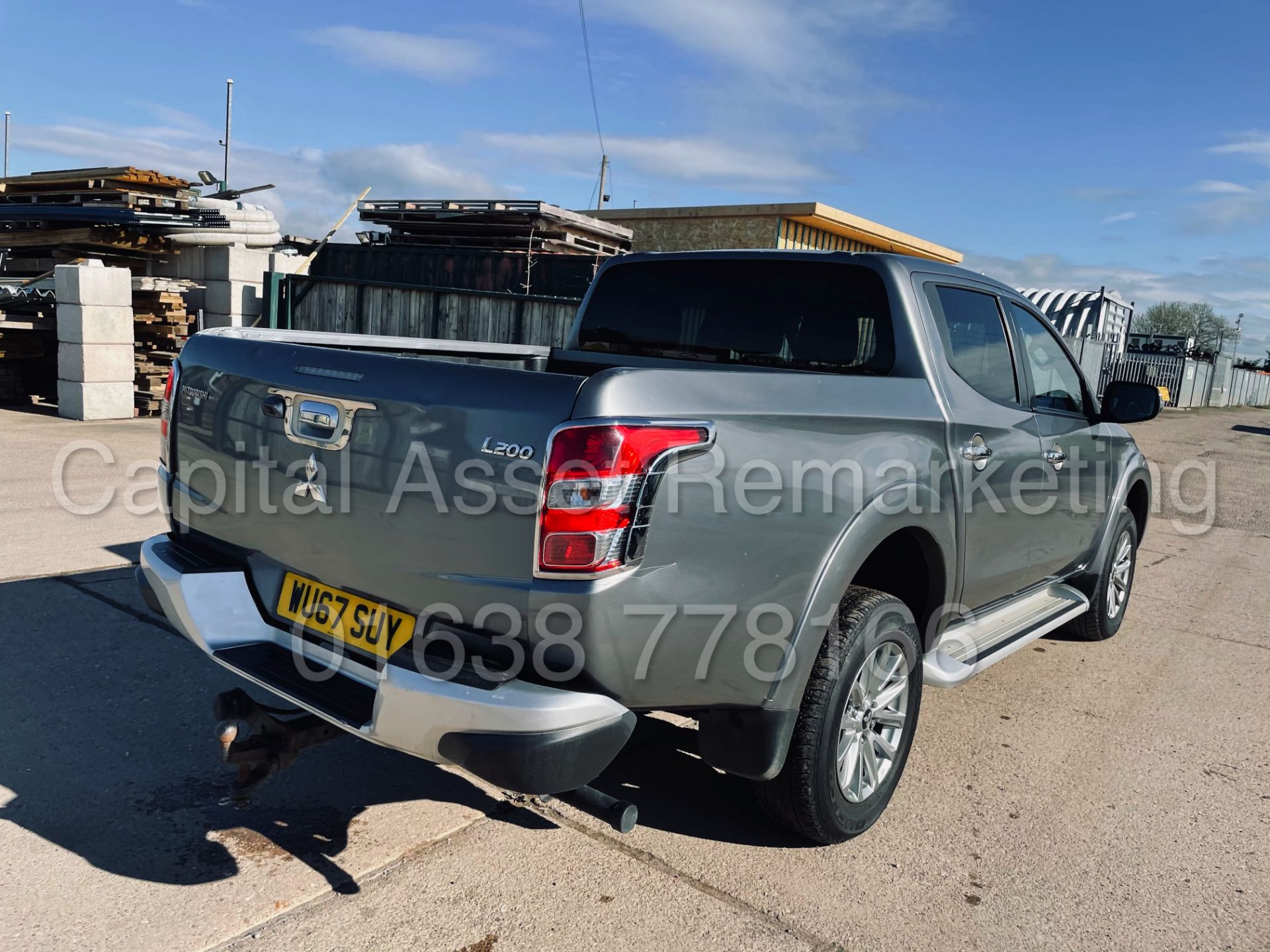 (On Sale) MITSUBISHI L200 *BARBARIAN* PICK-UP (67 REG) '2.4 Di-D-178 BHP' *LEATHER-NAV* (NO VAT) - Image 13 of 48