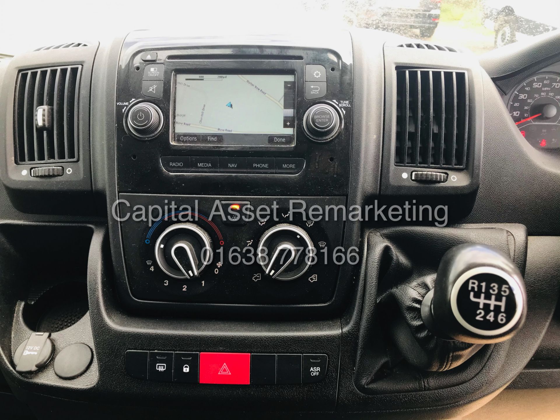 PEUGEOT BOXER 2.0 BLUE-HDI 435 L4H2 "MAXI - PROFESSIONAL" XLWB (2019 MODEL) 1 OWNER *AC & NAV* - Image 17 of 23