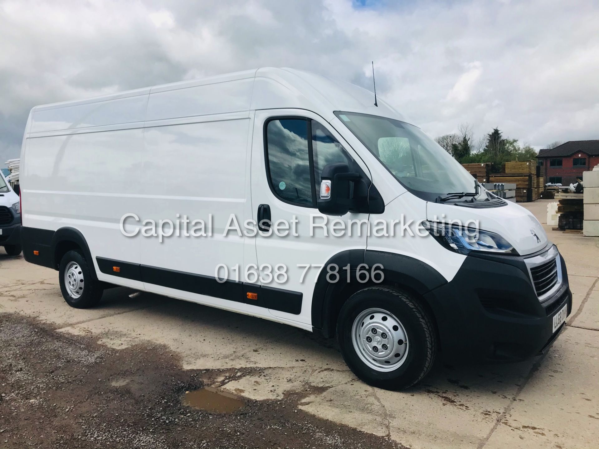 PEUGEOT BOXER 2.0 BLUE-HDI 435 L4H2 "MAXI - PROFESSIONAL" XLWB (2019 MODEL) 1 OWNER *AC & NAV* - Image 2 of 23