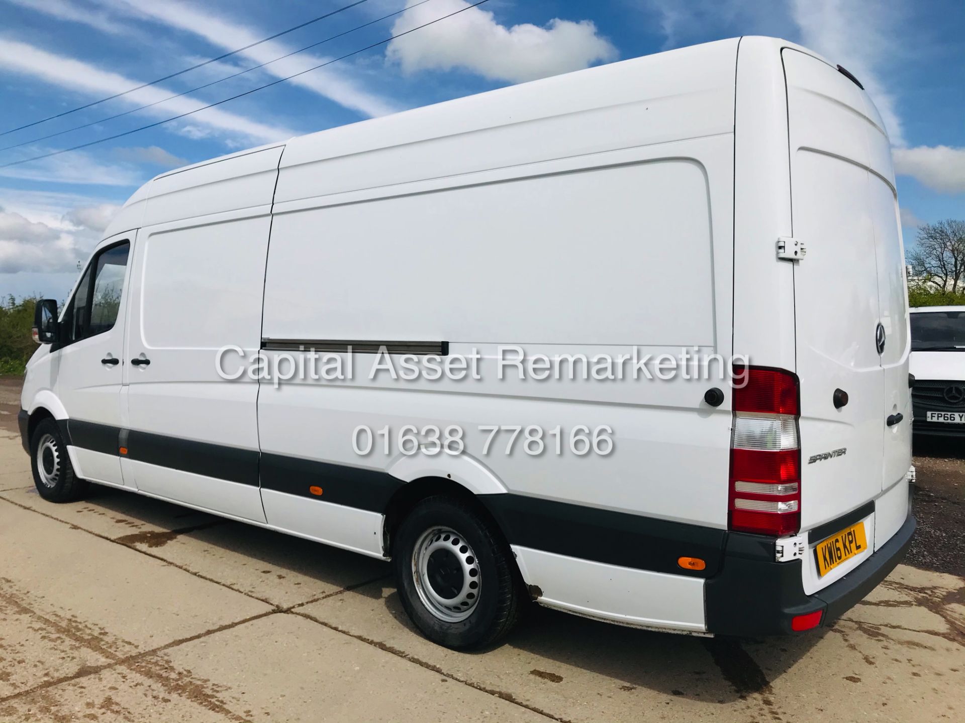 (On Sale) MERCEDES SPRINTER 313CDI "130BHP" LWB (16 REG) 1 OWNER - ONLY CARRIED LIGHT LOADS - CRUISE - Image 11 of 21