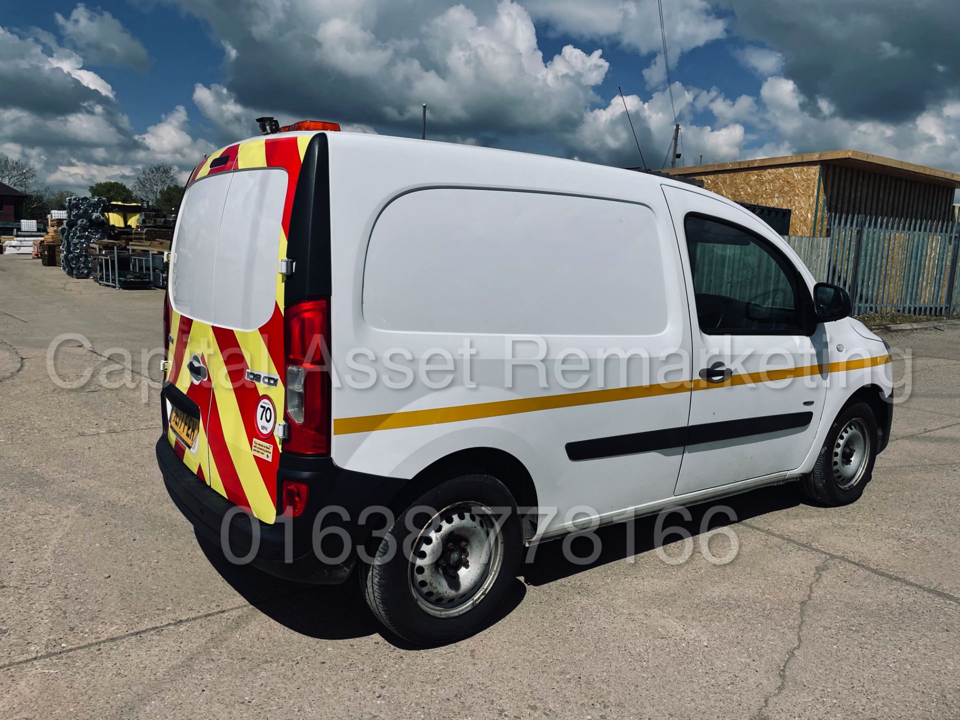 (On Sale) MERCEDES-BENZ CITAN 109 CDI *LWB - PANEL VAN* (2017-EURO 6) 1.5 CDI (1 OWNER - FSH) - Image 13 of 38