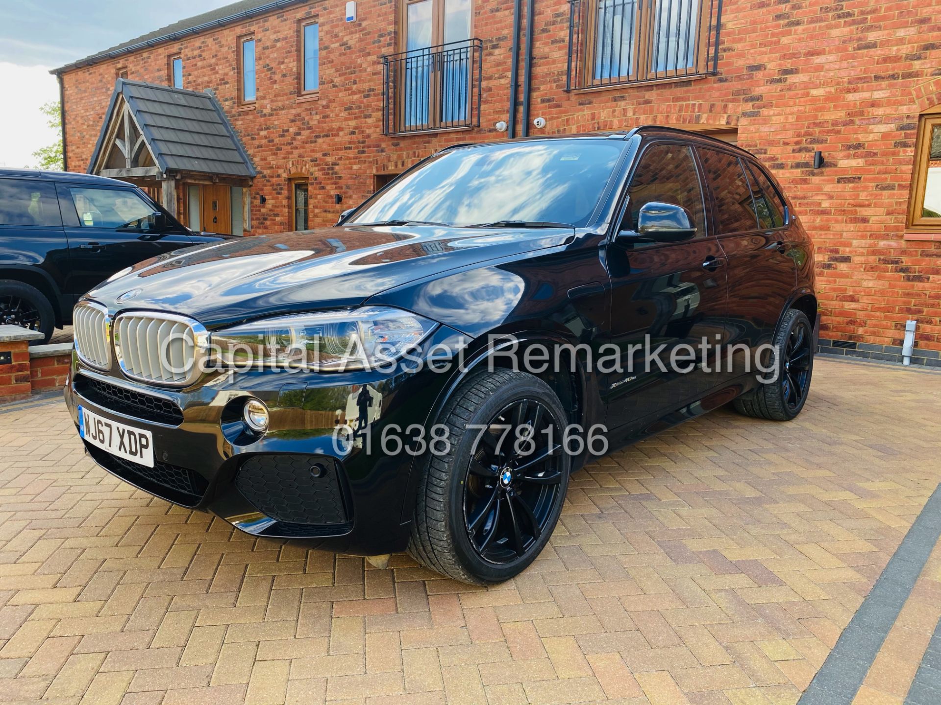 BMW X5 X-DRIVE 40E "M-SPORT - BLACK EDITION" (2018 MODEL) MASSIVE SPEC *PAN ROOF* FULL LEATHER - NAV - Image 5 of 37