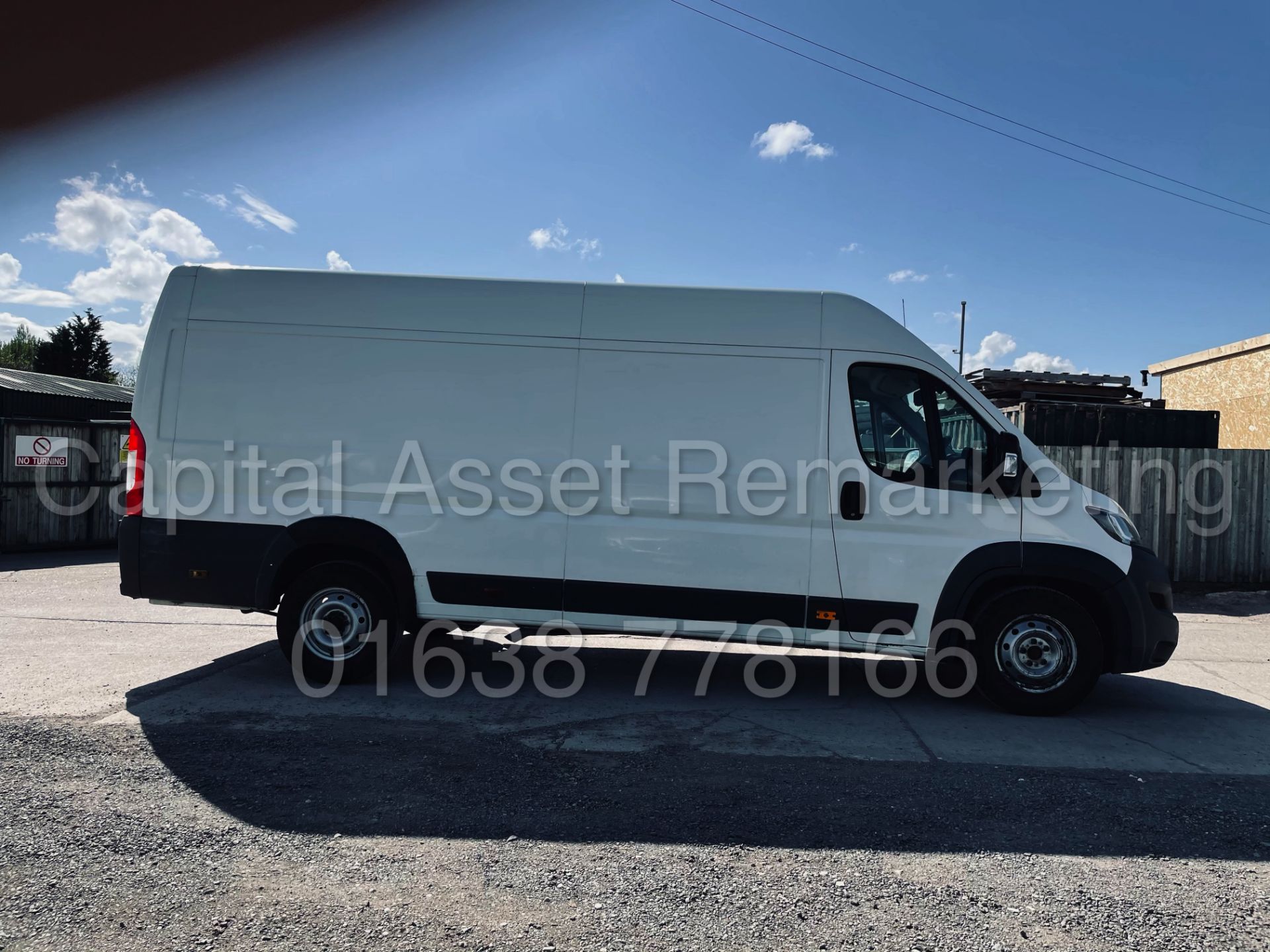 PEUGEOT BOXER 435 *PROFESSIONAL* L4 - XLWB HI-ROOF (2018 -EURO 6) '2.0 BLUE HDI - 130 BHP - 6 SPEED' - Image 14 of 43