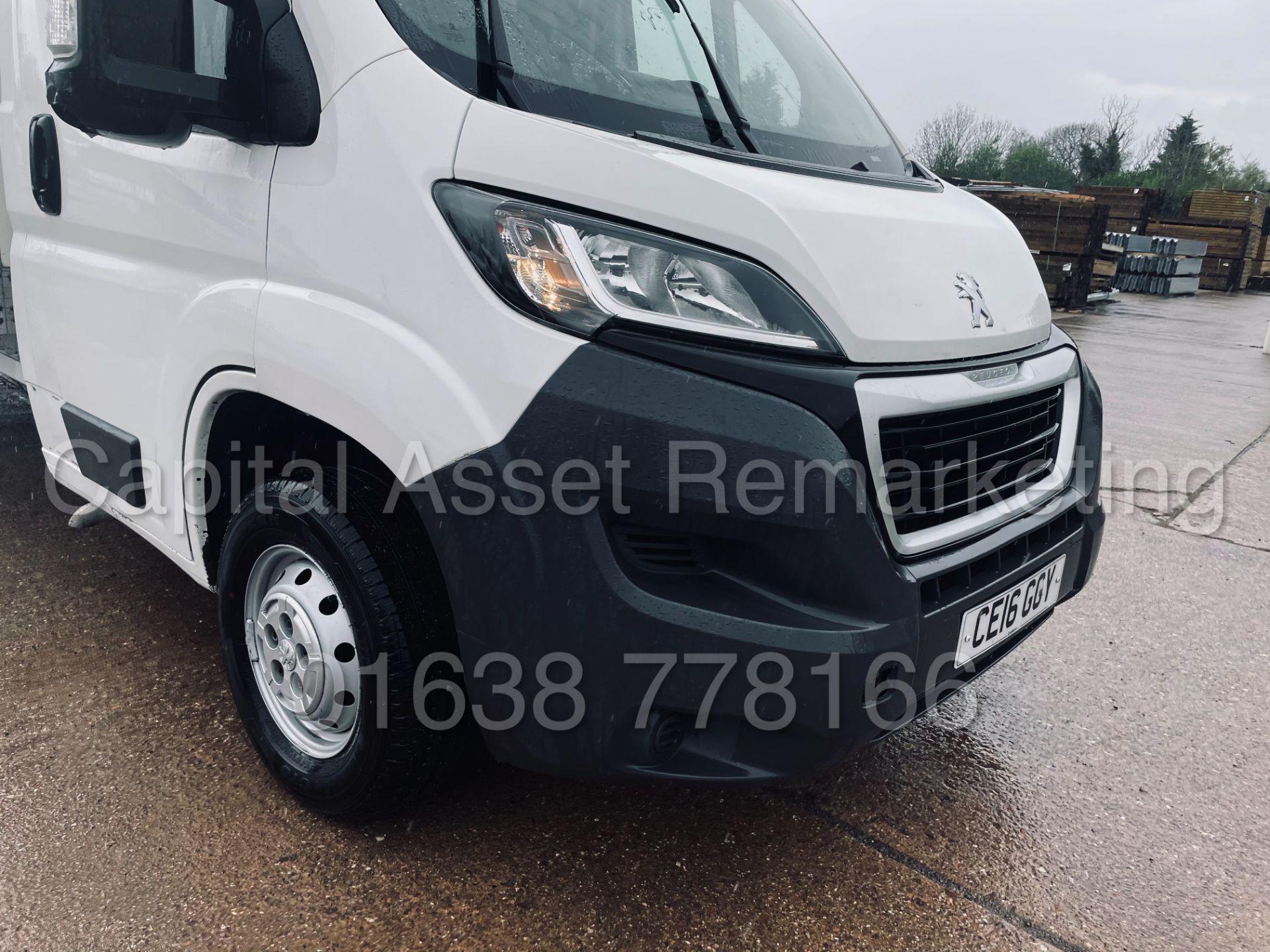 PEUGEOT BOXER 335 *LWB - LUTON / BOX VAN* (2016) '2.2 HDI - 130 BHP - 6 SPEED' *TAIL-LIFT* (1 OWNER) - Image 15 of 35