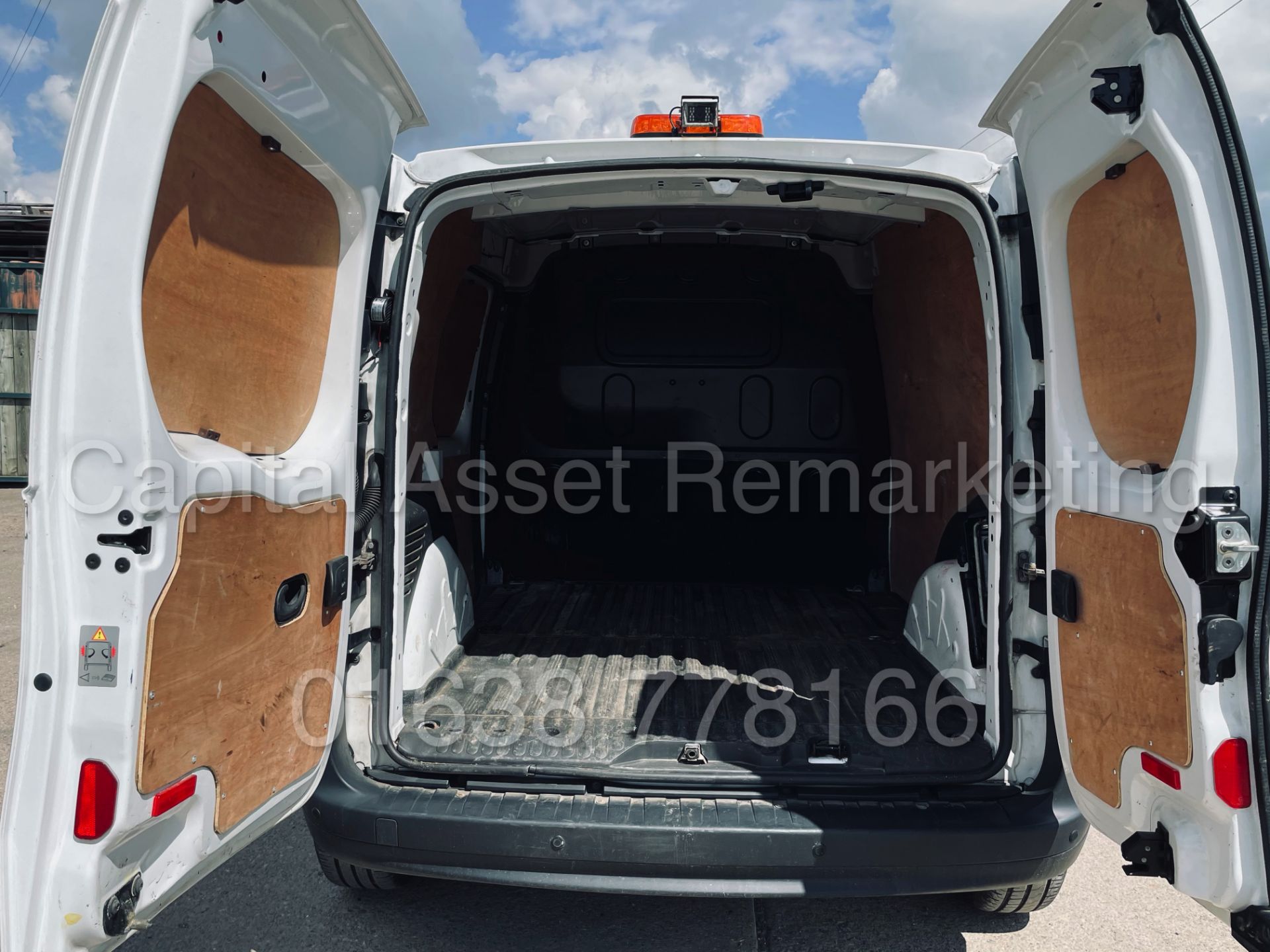 (On Sale) MERCEDES-BENZ CITAN 109 CDI *LWB - PANEL VAN* (2017-EURO 6) 1.5 CDI (1 OWNER - FSH) - Image 24 of 38