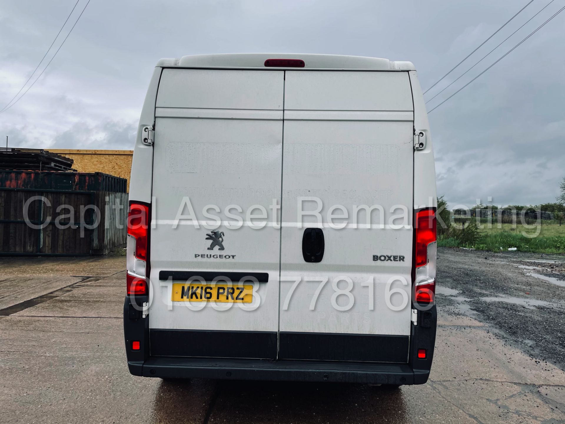 PEUGEOT BOXER 335 *PROFESSIONAL* LWB HI-ROOF (2016) '2.2 HDI - 130 BHP - 6 SPEED' *A/C* (1 OWNER) - Image 11 of 41