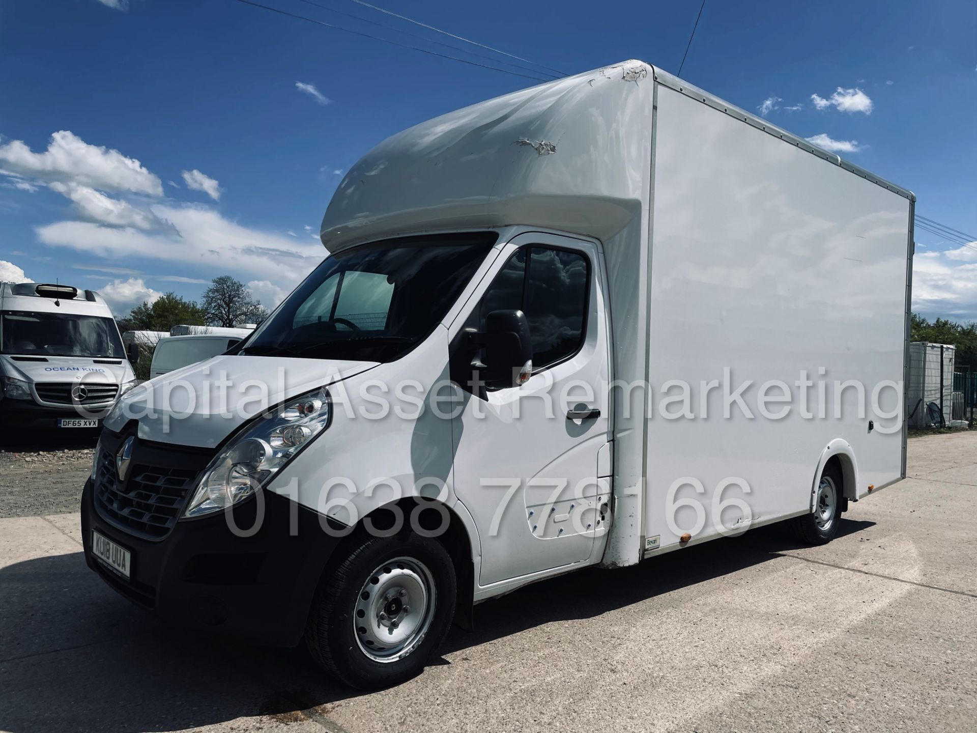 (On Sale) RENAULT MASTER *LWB - LOW LOADER / LUTON BOX VAN* (2018) '2.3 DCI-6 SPEED' *A/C* (3500 KG) - Image 5 of 40