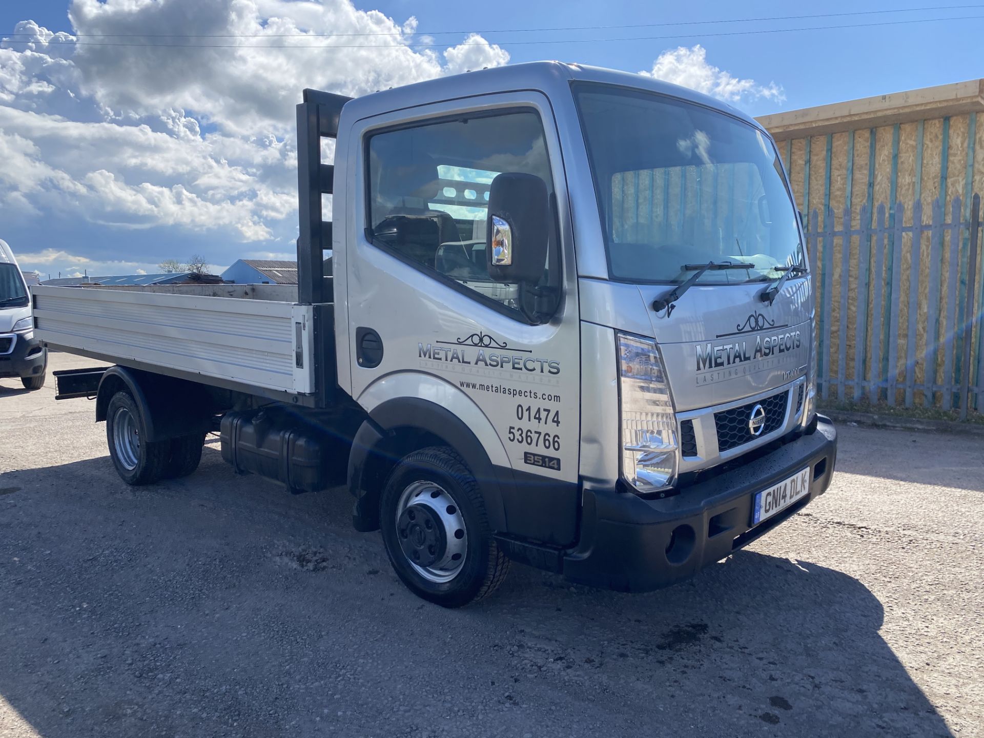 ON SALE NISSAN CABSTAR 35.14 - 2.5 TURBO DIESEL "LWB" DROPSIDE (TWIN WHEELER) 14 REG - AIR CON -