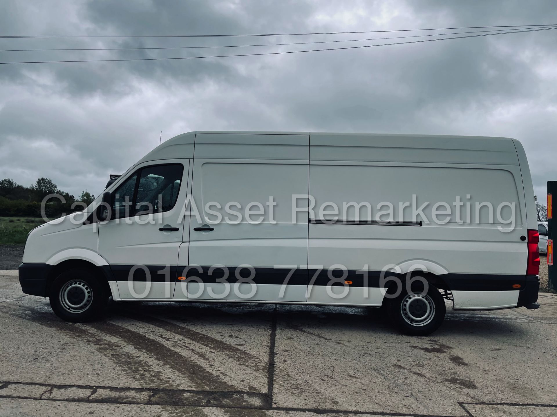 (On Sale) VOLKSWAGEN CRAFTER *LWB HI-ROOF* (2017 - EURO 6) '2.0 TDI BMT - 6 SPEED' *CRUISE CONTROL* - Image 8 of 39