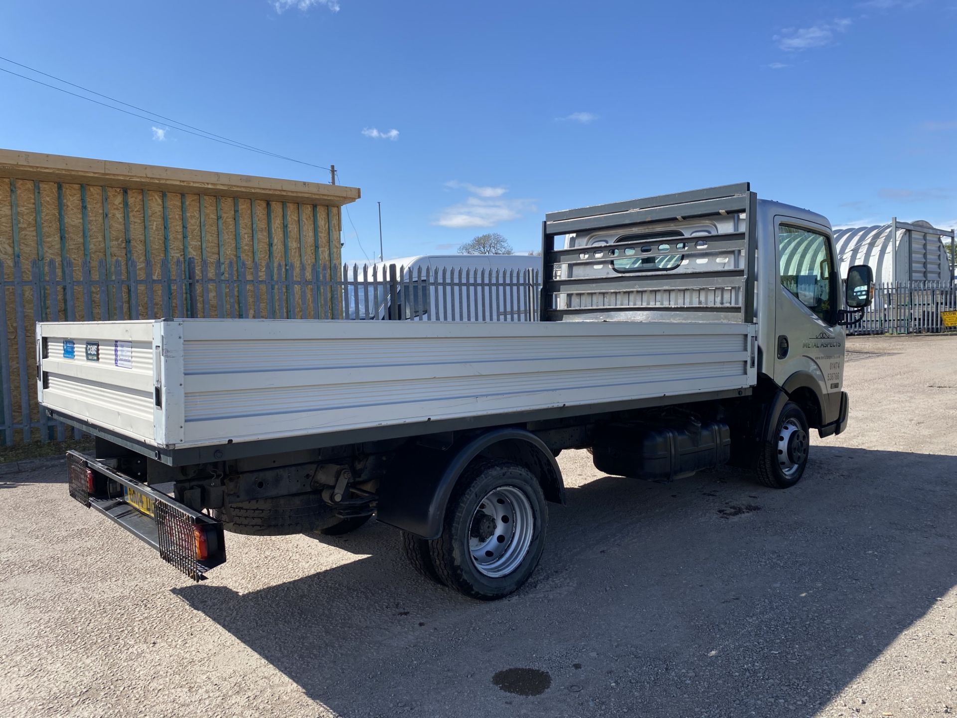 ON SALE NISSAN CABSTAR 35.14 - 2.5 TURBO DIESEL "LWB" DROPSIDE (TWIN WHEELER) 14 REG - AIR CON - - Image 8 of 17