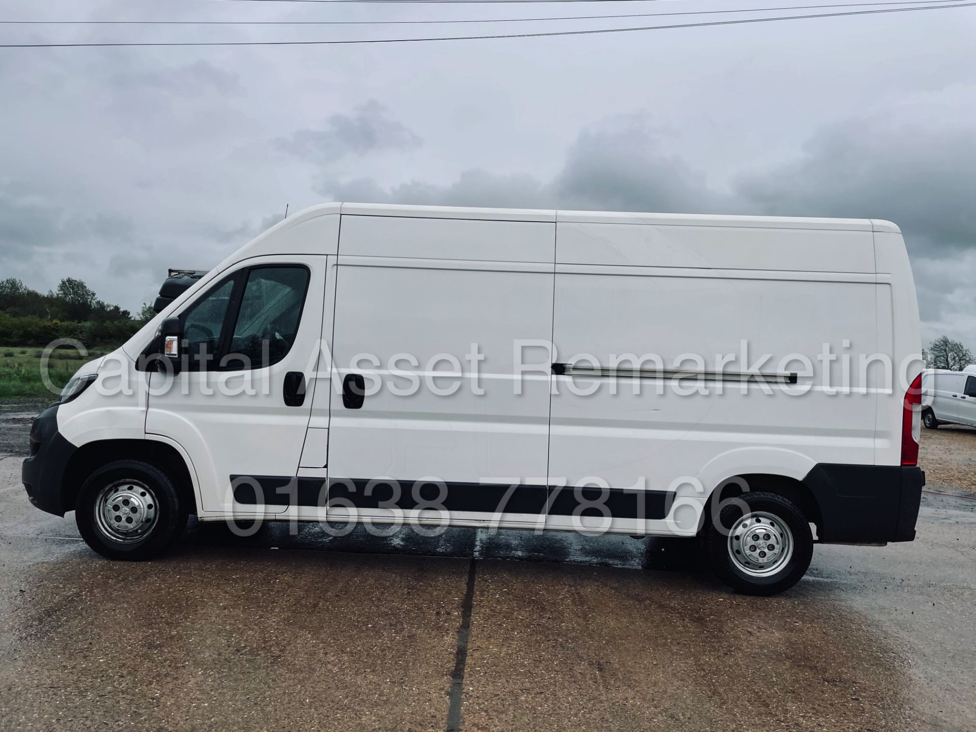 PEUGEOT BOXER 335 *PROFESSIONAL* LWB HI-ROOF (2016) '2.2 HDI - 130 BHP - 6 SPEED' *A/C* (1 OWNER) - Image 8 of 41