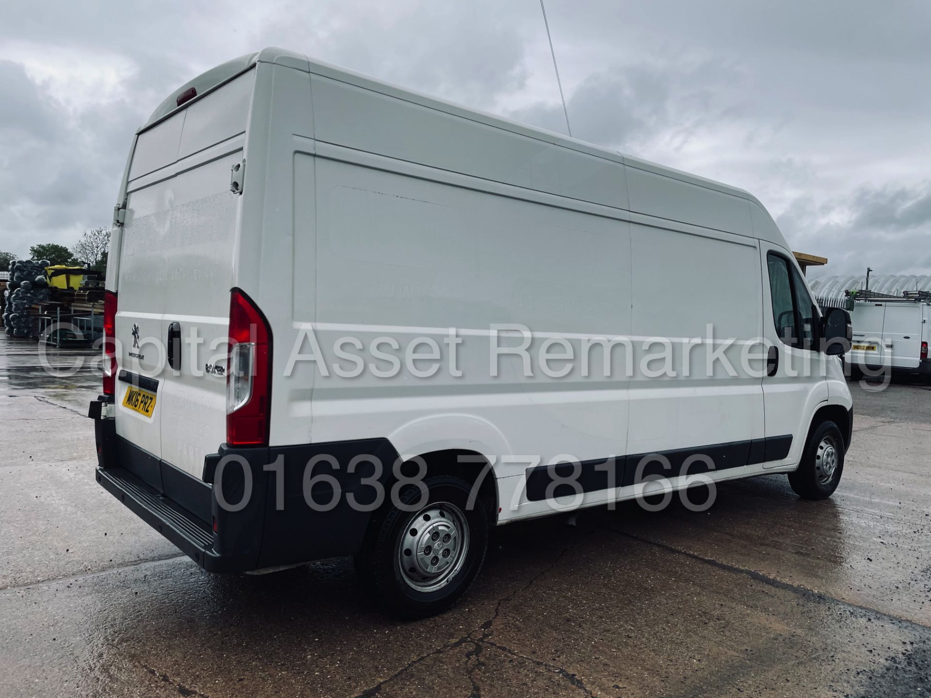 PEUGEOT BOXER 335 *PROFESSIONAL* LWB HI-ROOF (2016) '2.2 HDI - 130 BHP - 6 SPEED' *A/C* (1 OWNER) - Image 13 of 41