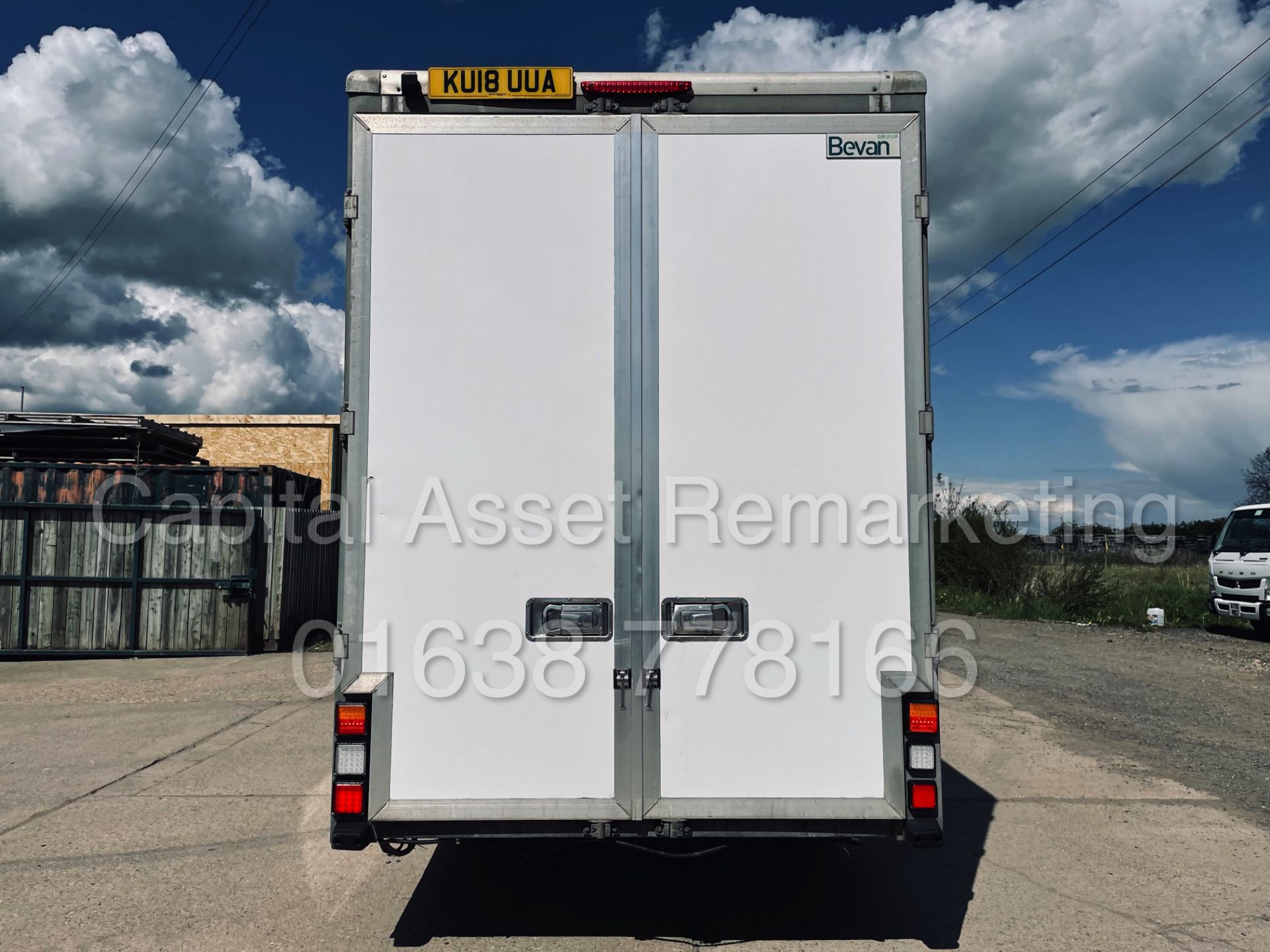 (On Sale) RENAULT MASTER *LWB - LOW LOADER / LUTON BOX VAN* (2018) '2.3 DCI-6 SPEED' *A/C* (3500 KG) - Image 11 of 40