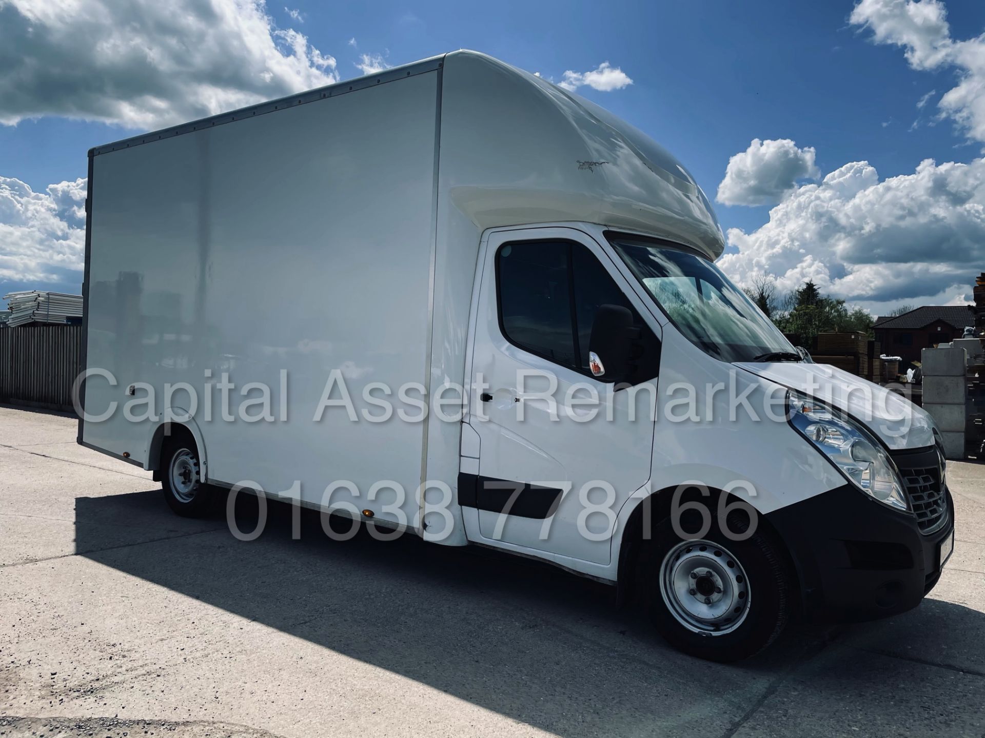 (On Sale) RENAULT MASTER *LWB - LOW LOADER / LUTON BOX VAN* (2018) '2.3 DCI-6 SPEED' *A/C* (3500 KG)