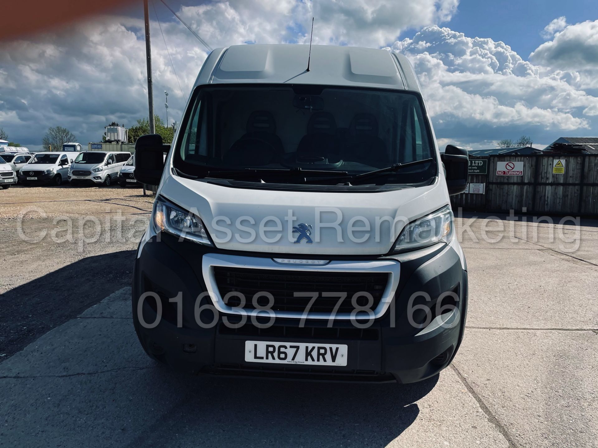 PEUGEOT BOXER 435 *PROFESSIONAL* L4 - XLWB HI-ROOF (2018 -EURO 6) '2.0 BLUE HDI - 130 BHP - 6 SPEED' - Image 4 of 43