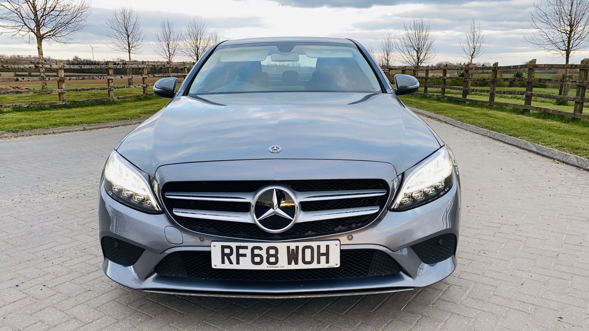 (On Sale) MERCEDES C220d "SPORT" 9-G AUTO (2019) 1 KEEPER - LEATHER - NAV - REVERSE CAM - HUGE SPEC! - Image 6 of 21