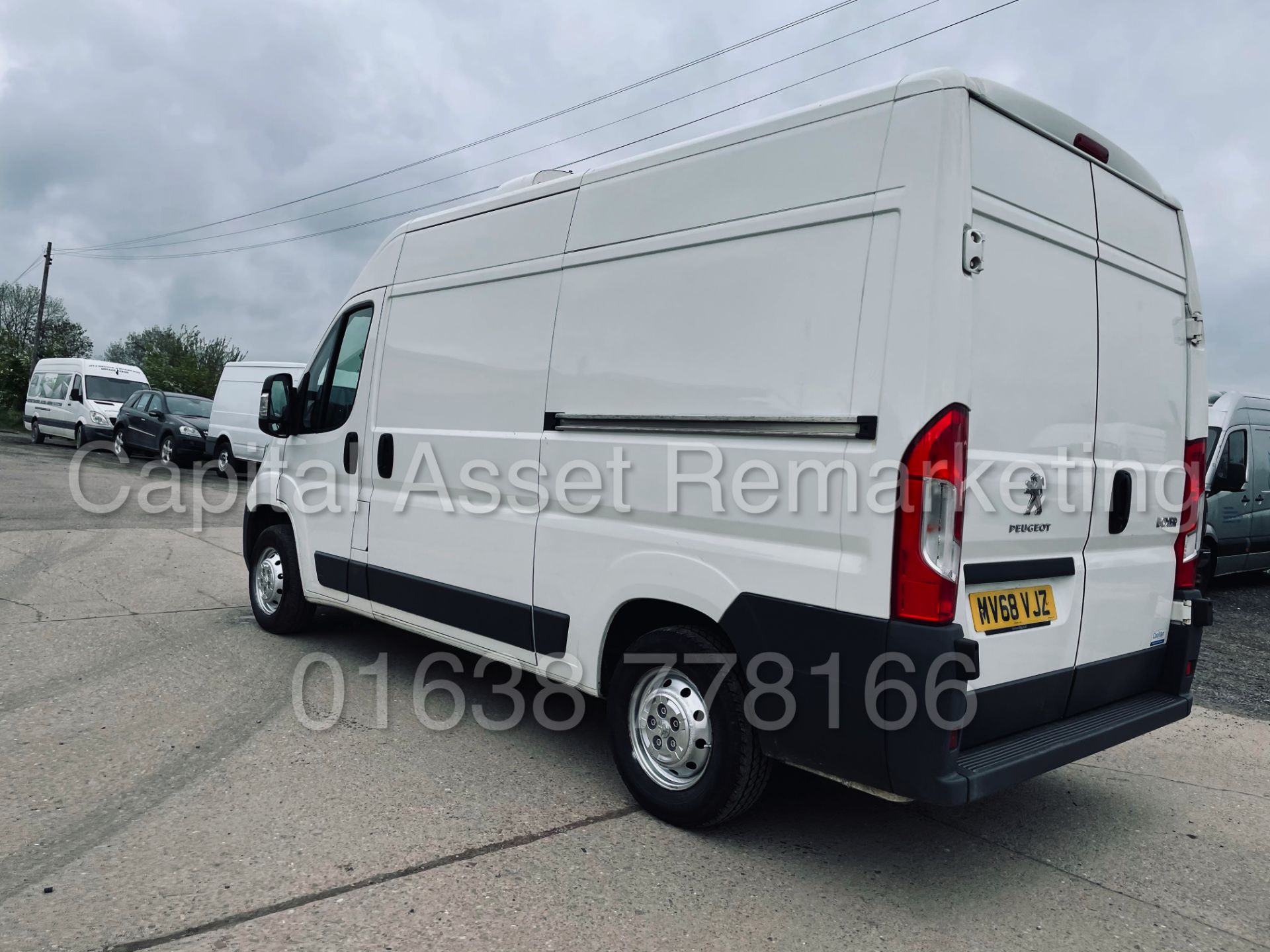 (On Sale) PEUGEOT BOXER 335 *FRIDGE / FREEZER -PANEL VAN* (68 REG - EURO 6) '2.0 BLUE HDI - 6 SPEED' - Image 10 of 41