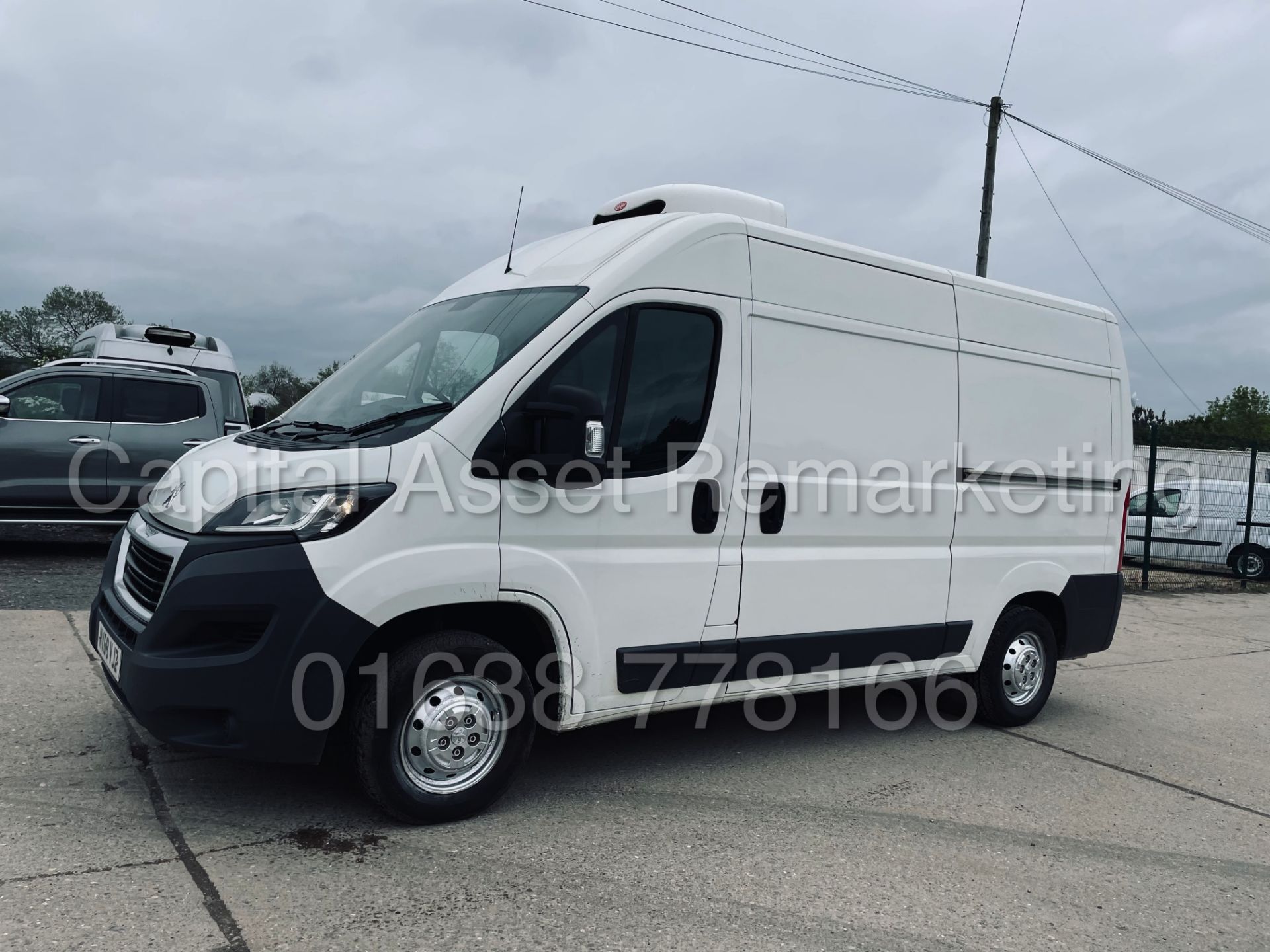 (On Sale) PEUGEOT BOXER 335 *FRIDGE / FREEZER -PANEL VAN* (68 REG - EURO 6) '2.0 BLUE HDI - 6 SPEED' - Image 7 of 41