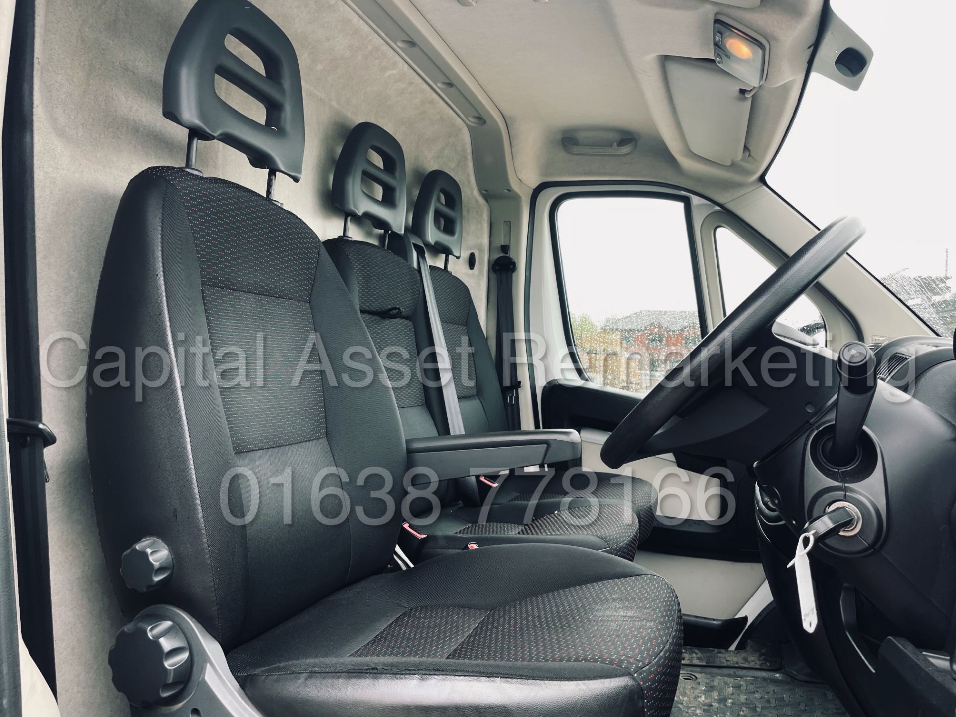 (On Sale) PEUGEOT BOXER 335 *PROFESSIONAL* LWB HI-ROOF (2016) '2.2 HDI - 6 SPEED' *A/C* (1 OWNER) - Image 25 of 41