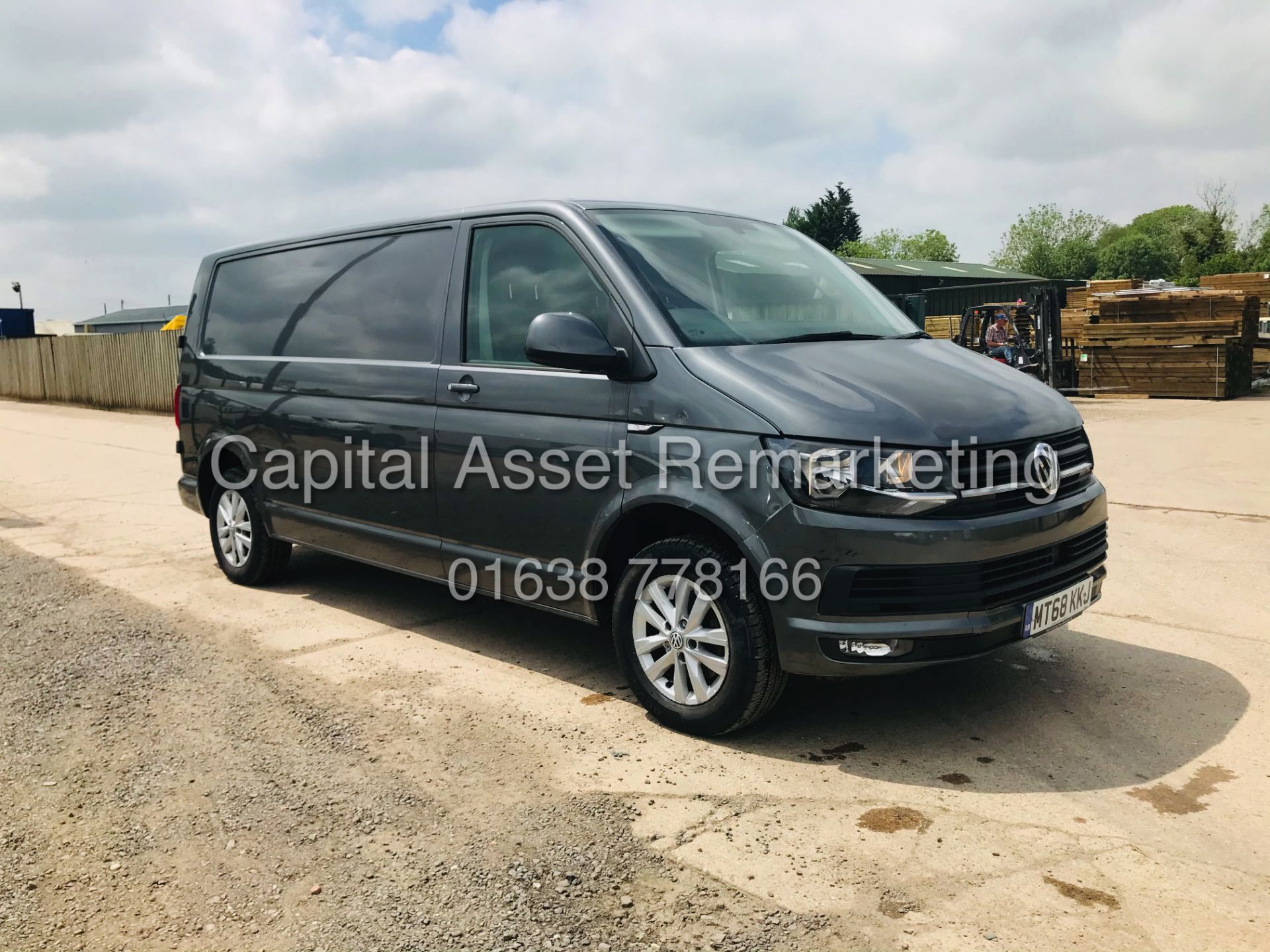 ON SALE TRANSPORTER 2.0TDI BLUE-MOTION "HIGH-LINE" (2019 MODEL) AC - ELEC PACK - EURO 6 - ALLOYS - Image 2 of 18