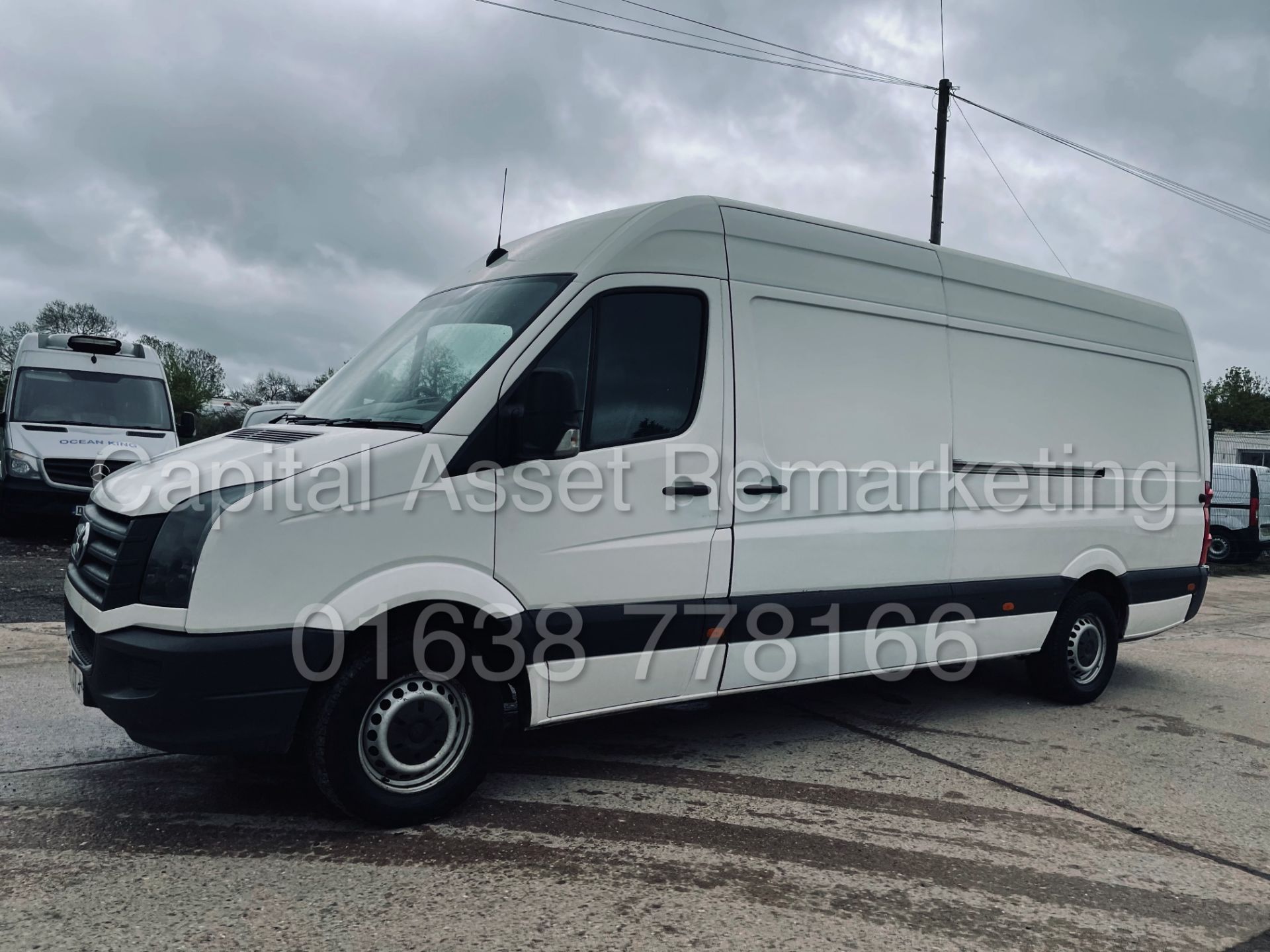 VOLKSWAGEN CRAFTER CR35 *LWB HI-ROOF* (2017 - EURO 6) '2.0 TDI BMT - 6 SPEED' *CRUISE CONTROL* - Image 7 of 39