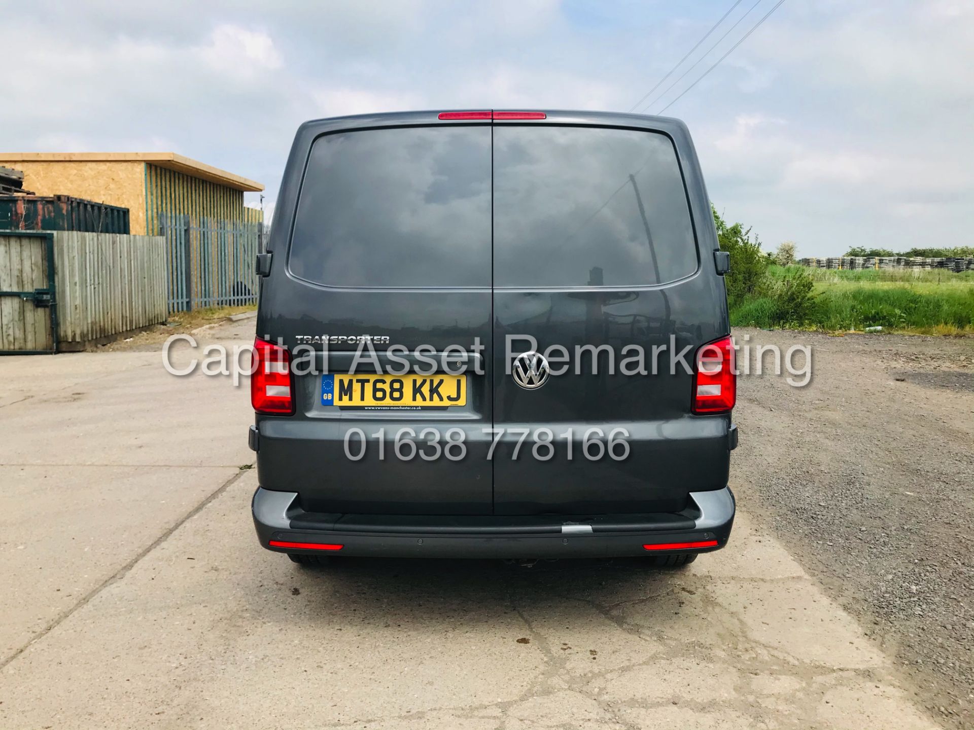 ON SALE TRANSPORTER 2.0TDI BLUE-MOTION "HIGH-LINE" (2019 MODEL) AC - ELEC PACK - EURO 6 - ALLOYS - Image 6 of 18