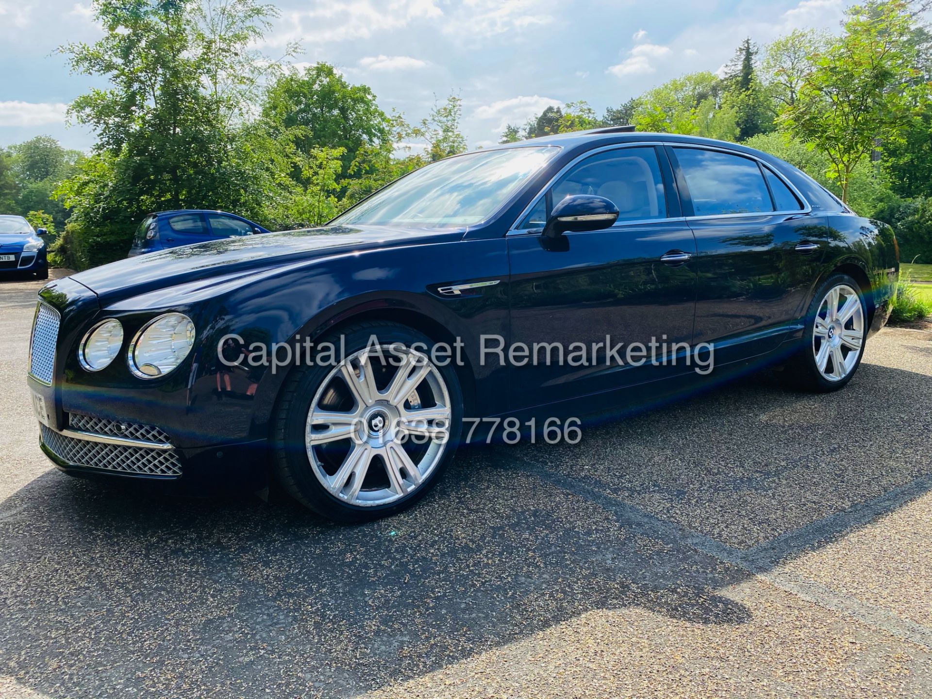 ON SALE BENTLEY FLYING SPUR 6.0 W12 "AUTO" 617BHP!! 49K MILES - MEGA SPEC - WOW!!! NO VAT! - Image 7 of 31