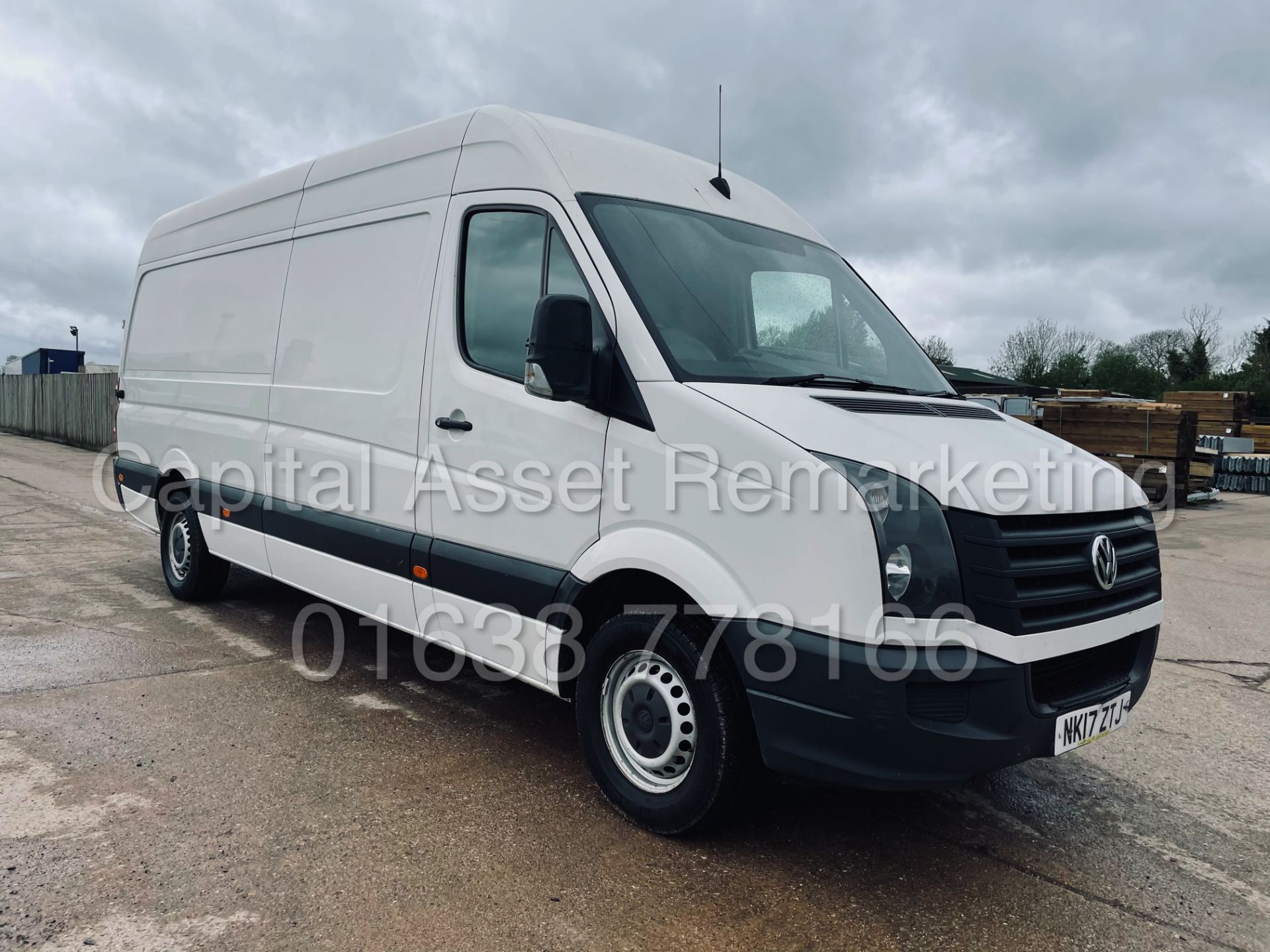 VOLKSWAGEN CRAFTER CR35 *LWB HI-ROOF* (2017 - EURO 6) '2.0 TDI BMT - 6 SPEED' *CRUISE CONTROL* - Image 3 of 39