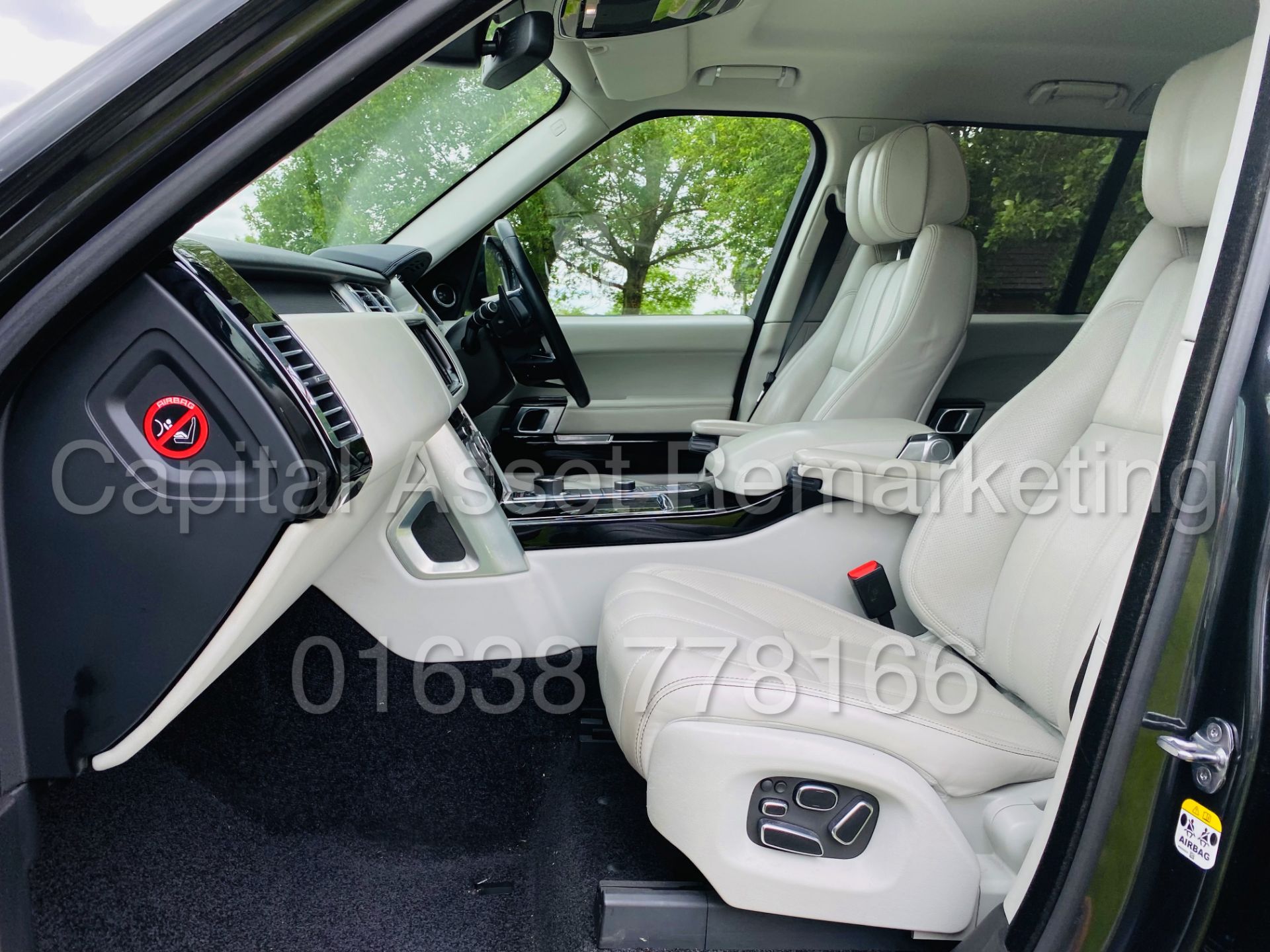 On Sale RANGE ROVER *VOGUE SE* SUV (2014 - NEW MODEL) '4.4 SDV8 - 8 SPEED AUTO' **MASSIVE SPEC** - Image 25 of 59