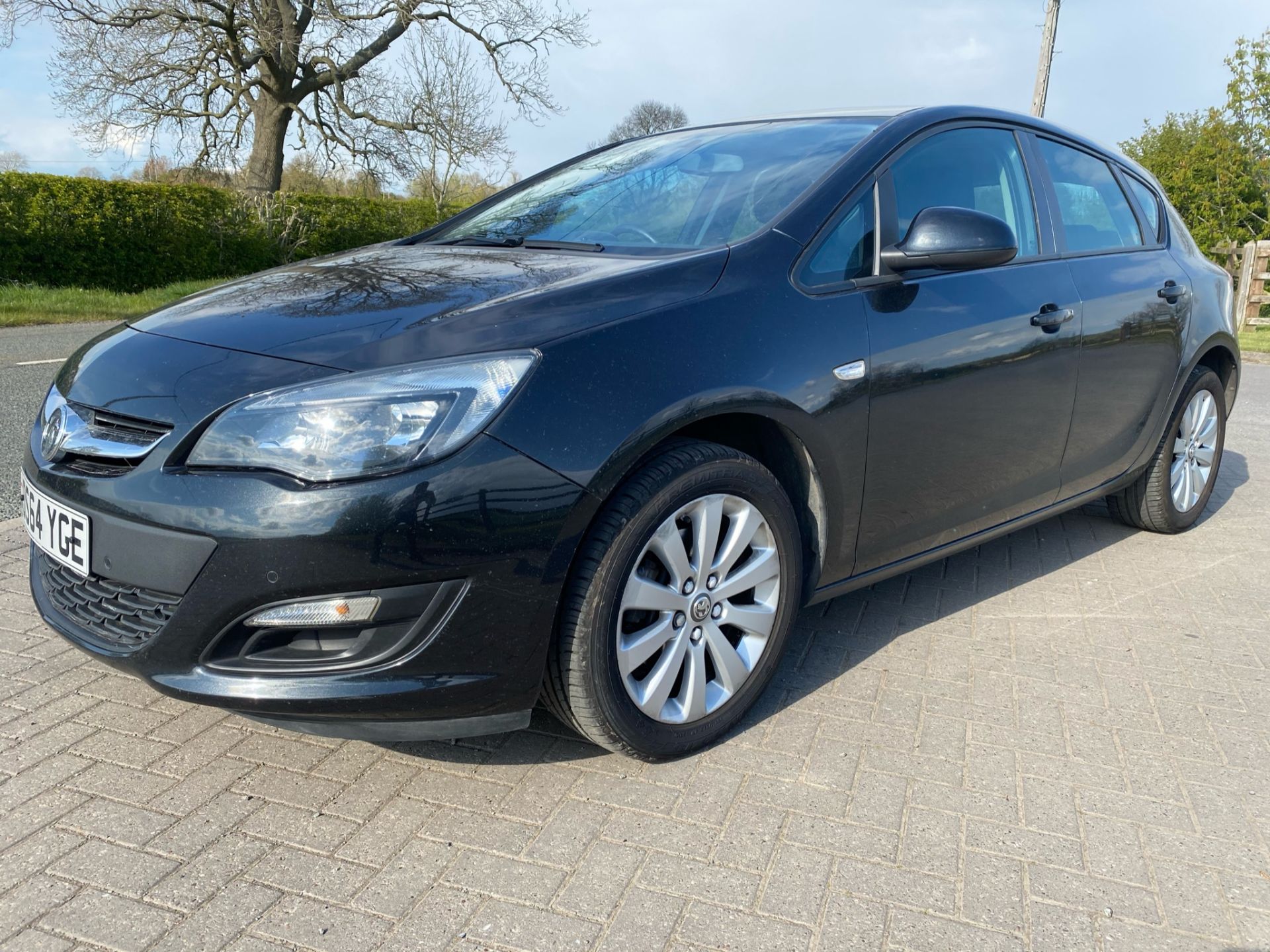 ON SALE VAUXHALL ASTRA 1.6 CDTI "ECO' "DESIGN" 5 DOOR HATCHBACK - AIR CON - NEW SHAPE - 2015 MODEL - - Image 3 of 14