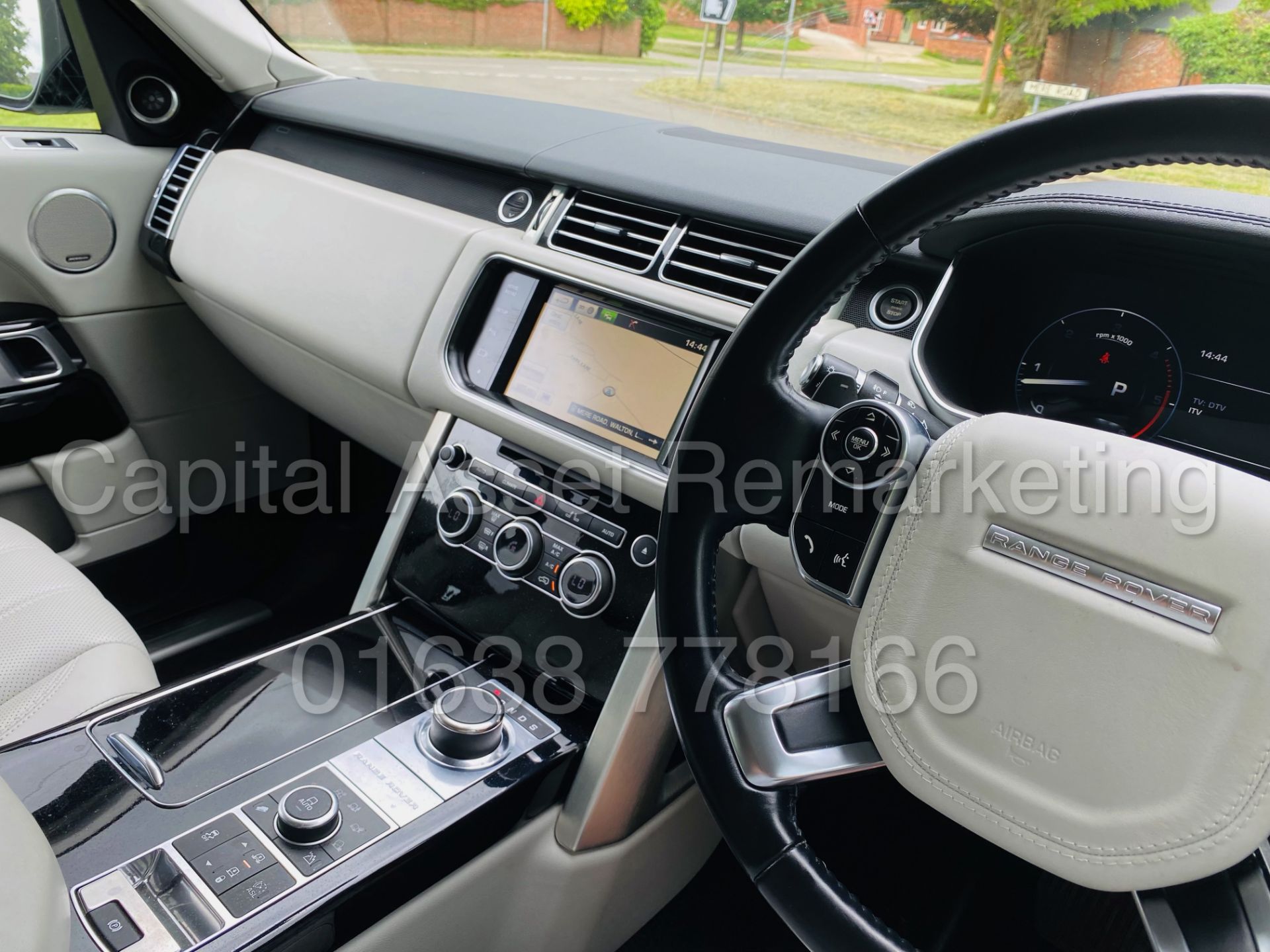 On Sale RANGE ROVER *VOGUE SE* SUV (2014 - NEW MODEL) '4.4 SDV8 - 8 SPEED AUTO' **MASSIVE SPEC** - Image 45 of 59