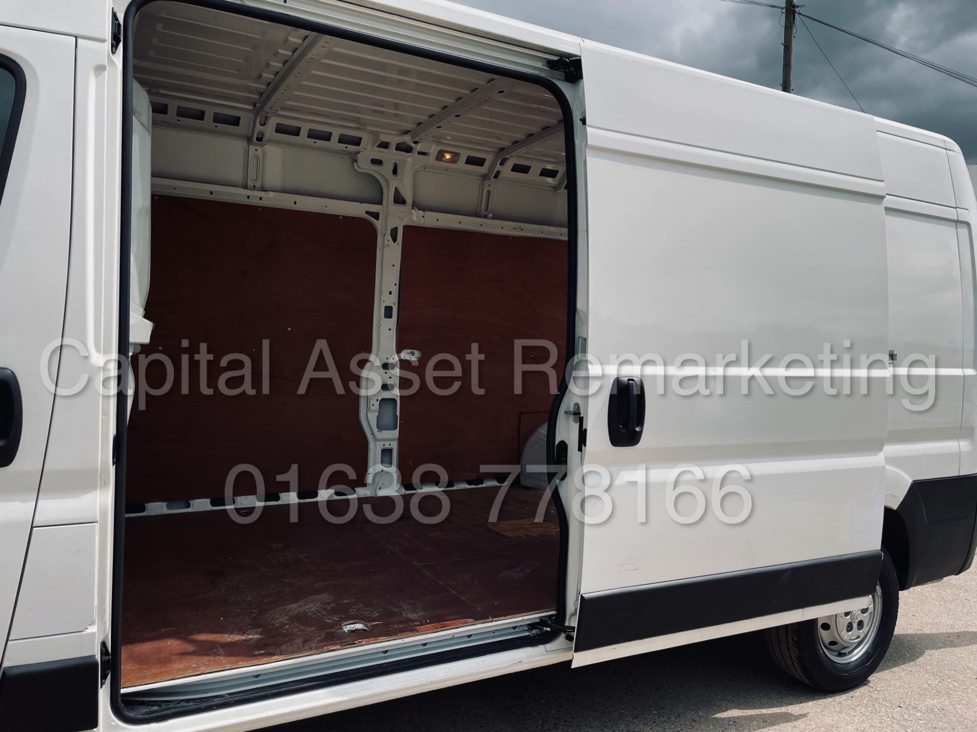 (ON SALE) PEUGEOT BOXER 335 *PROFESSIONAL* LWB HI-ROOF (2019 -EURO 6) '2.0 BLUE HDI - 130 BHP' - Image 24 of 44