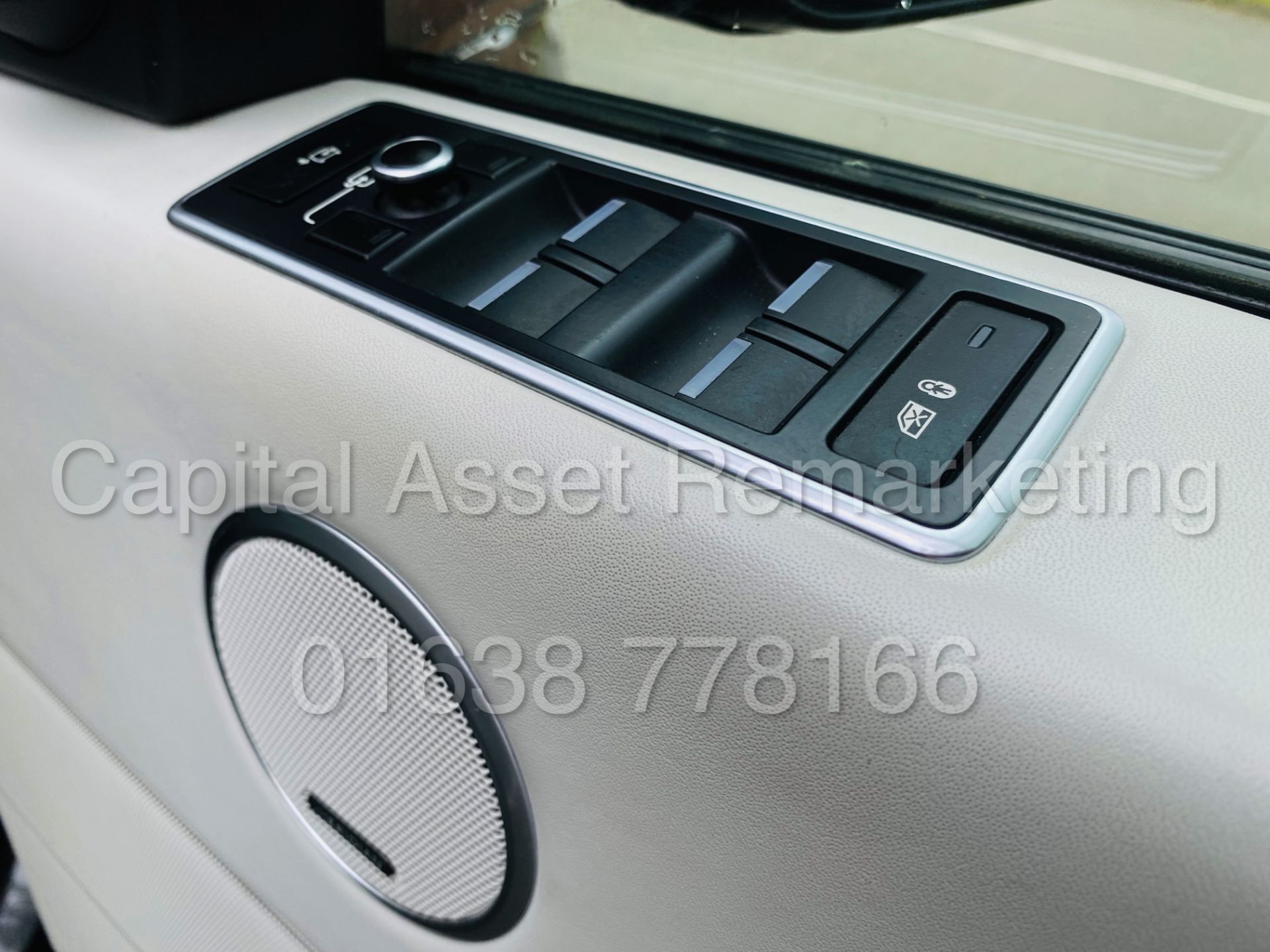 On Sale RANGE ROVER *VOGUE SE* SUV (2014 - NEW MODEL) '4.4 SDV8 - 8 SPEED AUTO' **MASSIVE SPEC** - Image 36 of 59