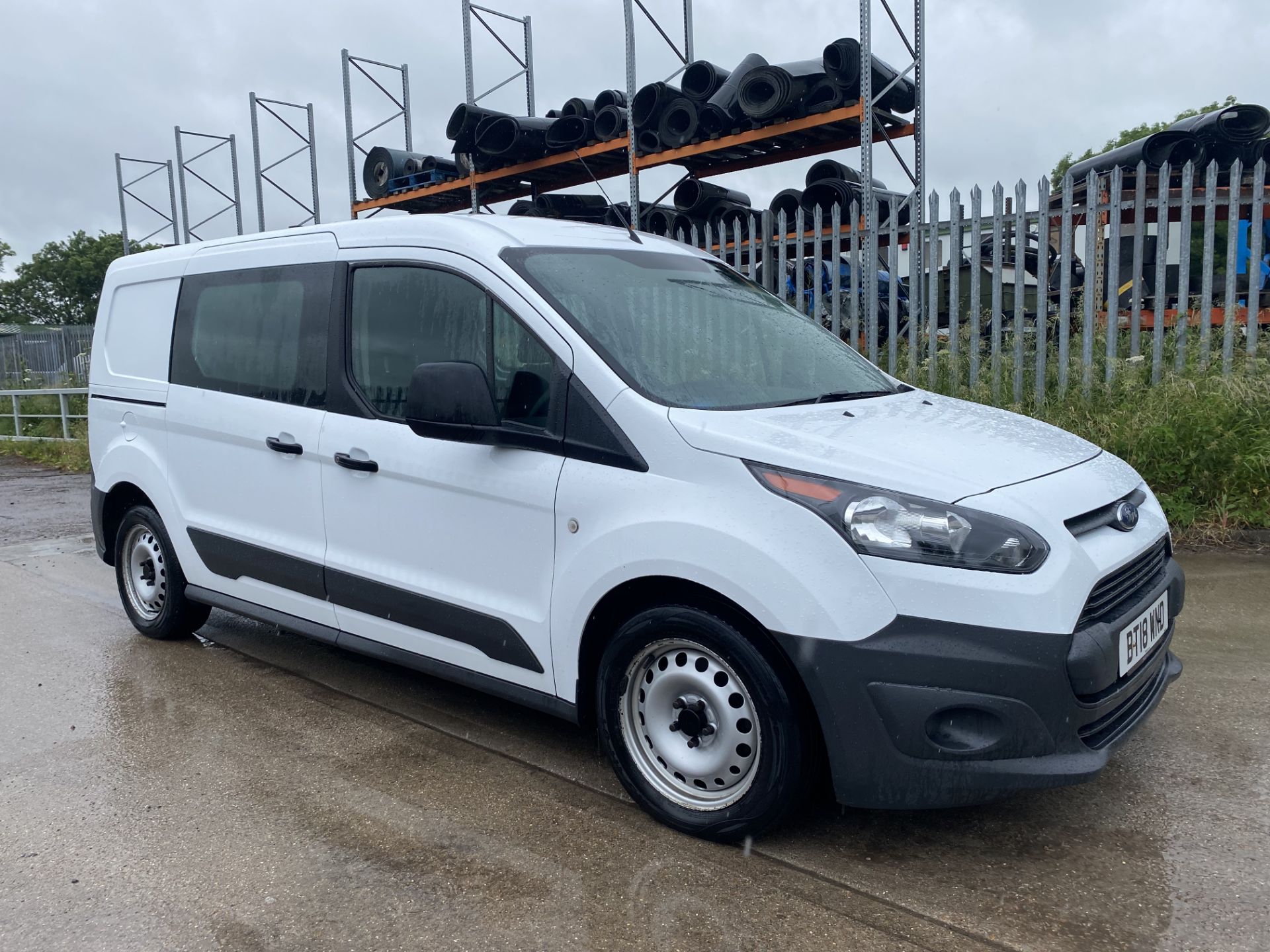 ON SALE FORD TRANSIT CONNECT T230L 1.5TDCI (100) "LWB 5 SEAT CREW VAN / DUALINER - 18 REG - AIR CON