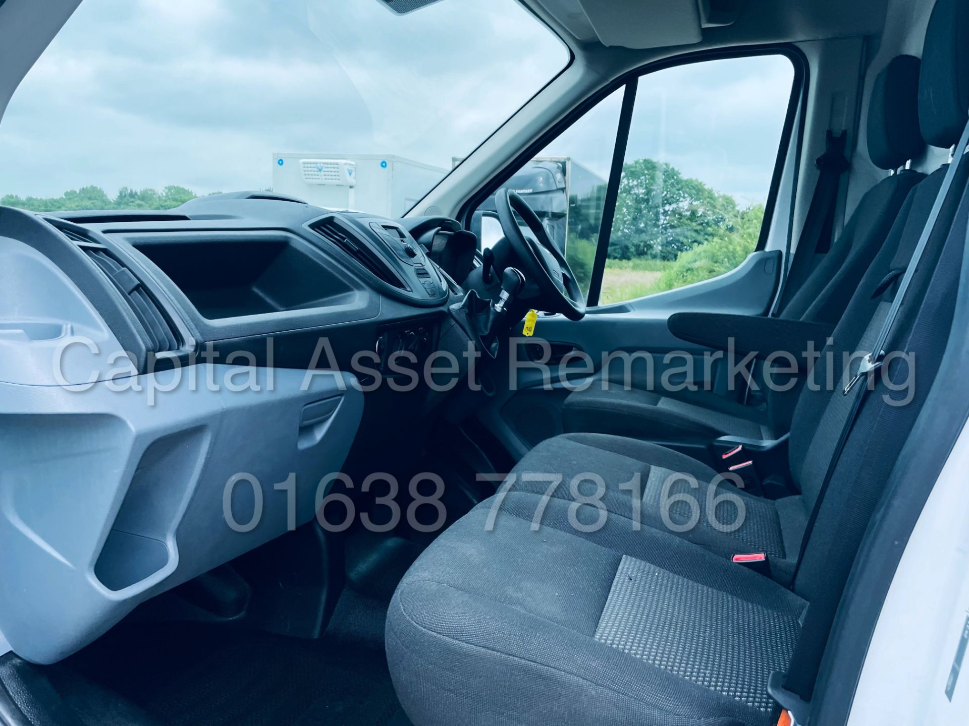 FORD TRANSIT 130 T350 *L4 - XLWB HI-ROOF* (2019 - EURO 6) '2.0 TDCI - 6 SPEED' (1 OWNER) *AIR CON* - Image 21 of 42