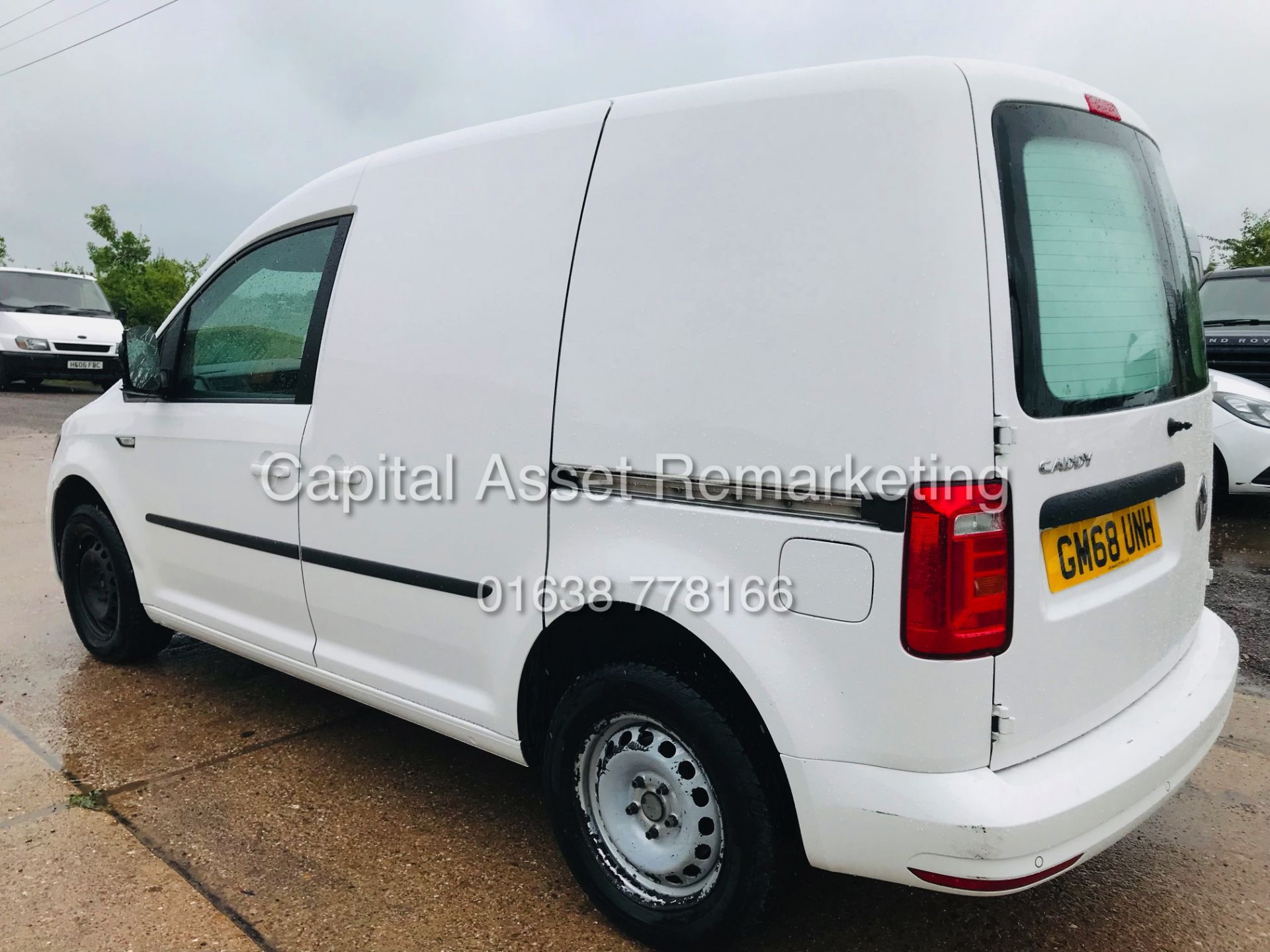 On Sale VOLKSWAGEN CADDY 2.0TDI "TRENDLINE" 1 OWNER (2019) *AC* CRUISE - ELEC PACK *EURO 6 / - Image 9 of 23