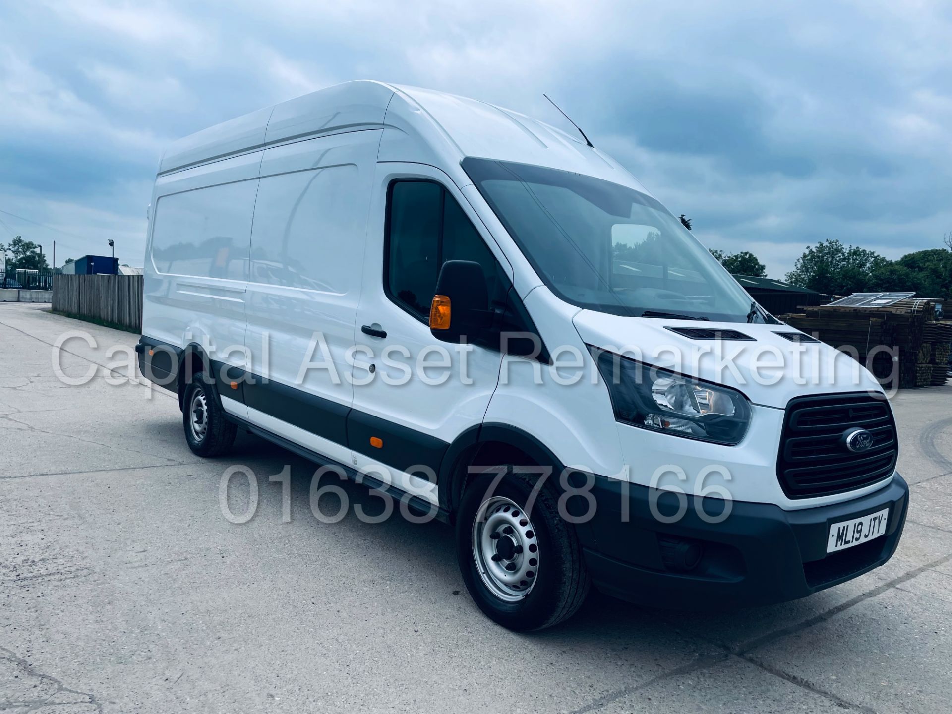 FORD TRANSIT 130 T350 *L4 - XLWB HI-ROOF* (2019 - EURO 6) '2.0 TDCI - 6 SPEED' (1 OWNER) *AIR CON* - Image 3 of 42