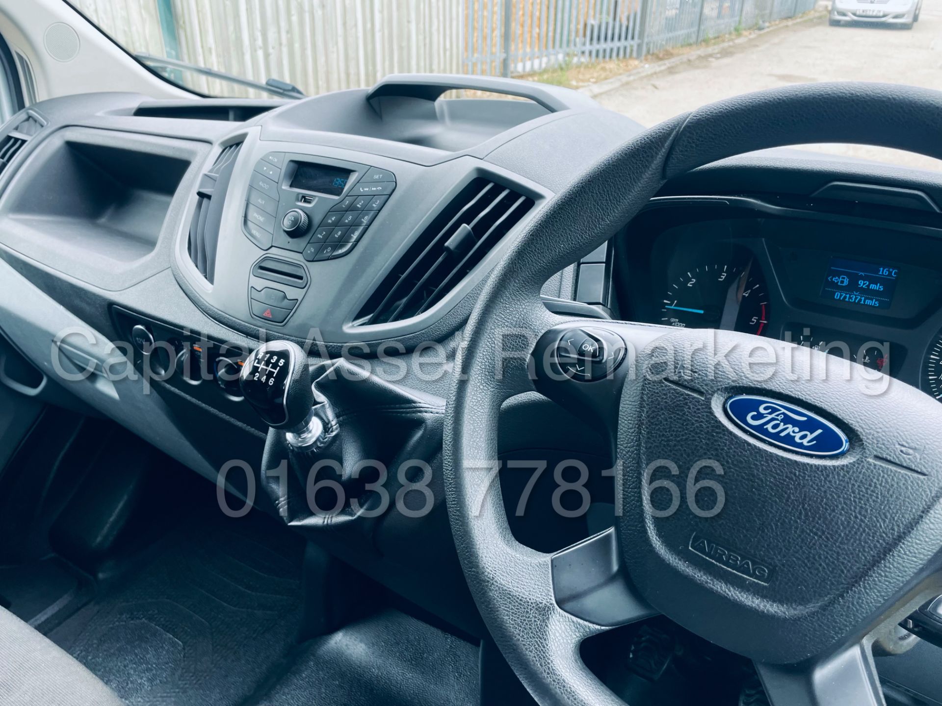 FORD TRANSIT 130 T350 *L4 - XLWB HI-ROOF* (2019 - EURO 6) '2.0 TDCI - 6 SPEED' (1 OWNER) *AIR CON* - Image 32 of 42