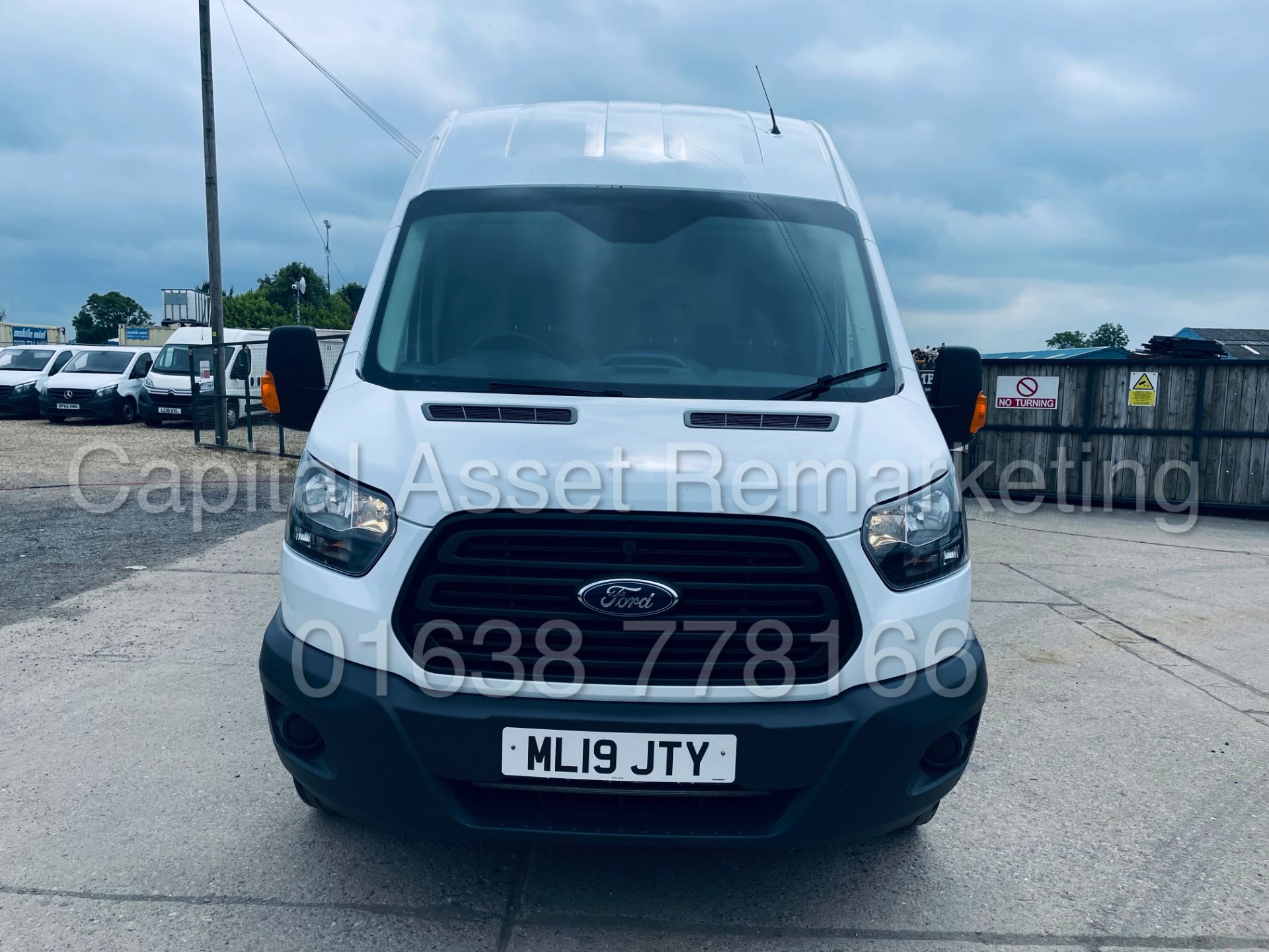 FORD TRANSIT 130 T350 *L4 - XLWB HI-ROOF* (2019 - EURO 6) '2.0 TDCI - 6 SPEED' (1 OWNER) *AIR CON* - Image 4 of 42