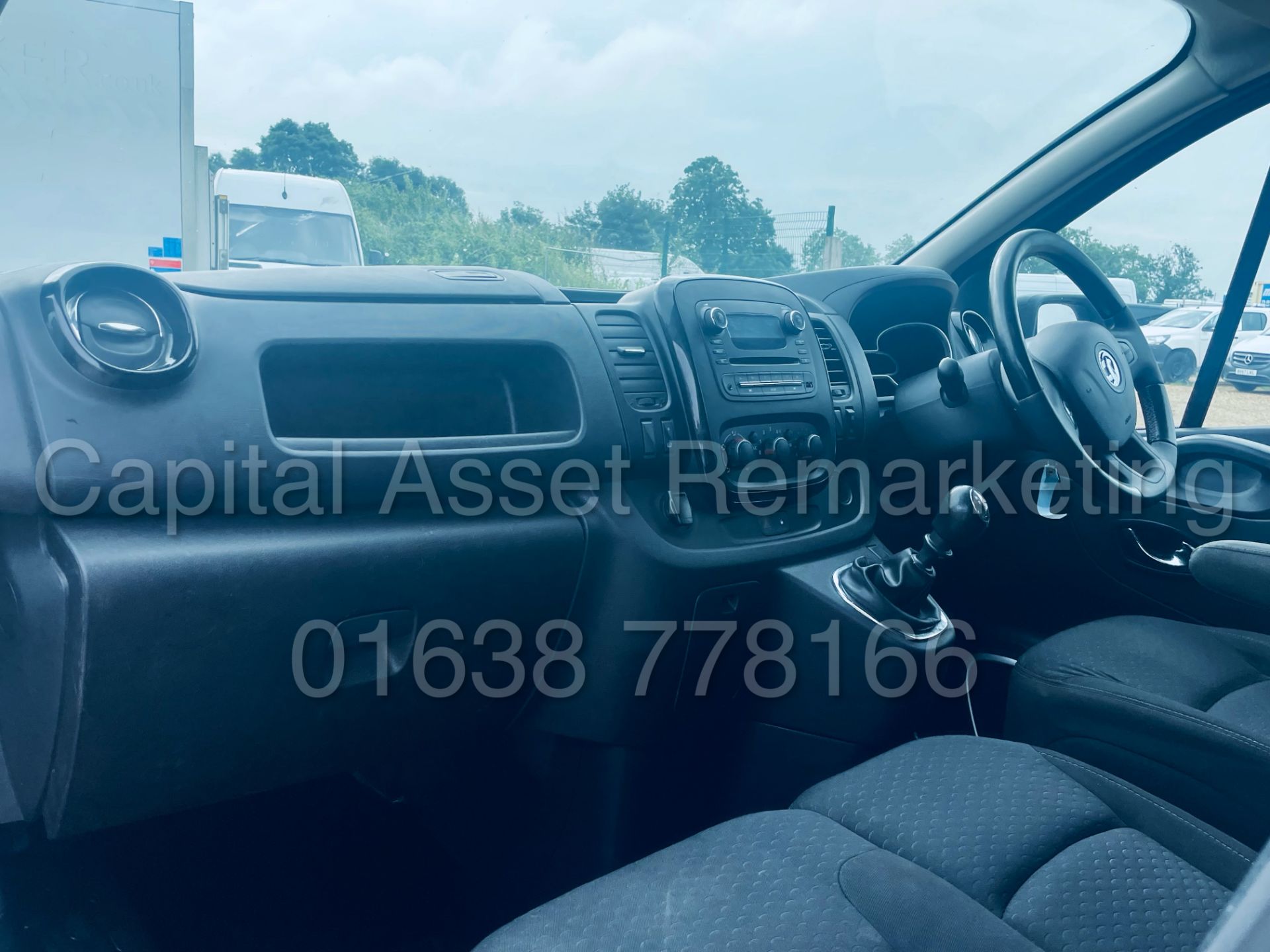 (On Sale) VAUXHALL VIVARO 2900 *SPORTIVE* (67 REG - EURO 6) '1.6 CDTI BI-TURBO - STOP/START' *A/C* - Image 18 of 39