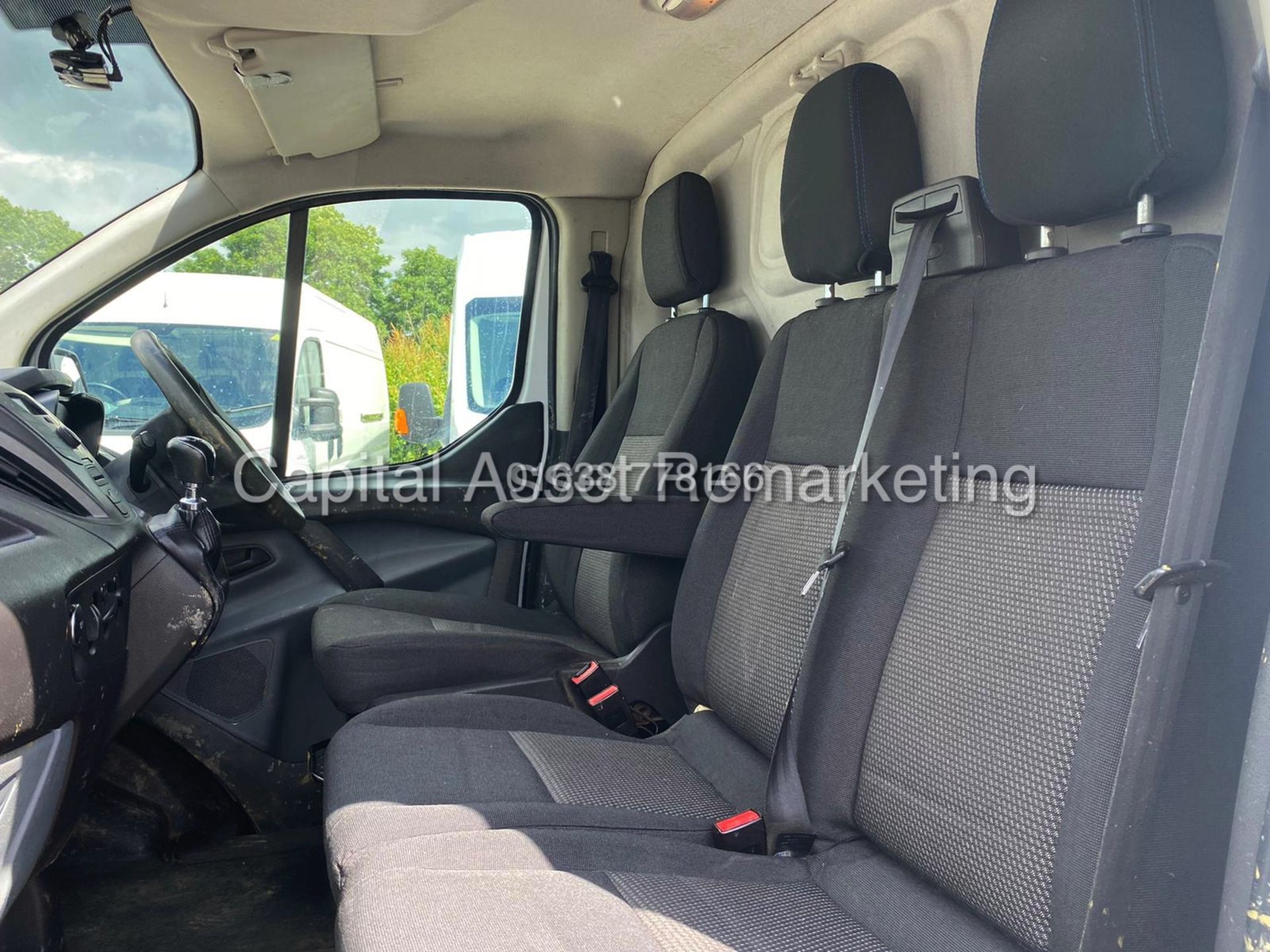 FORD TRANSIT CUSTOM 2.2TDCI 290 "ECO-TECH" 1 OWNER WITH HISTORY (15 REG) - Image 10 of 12