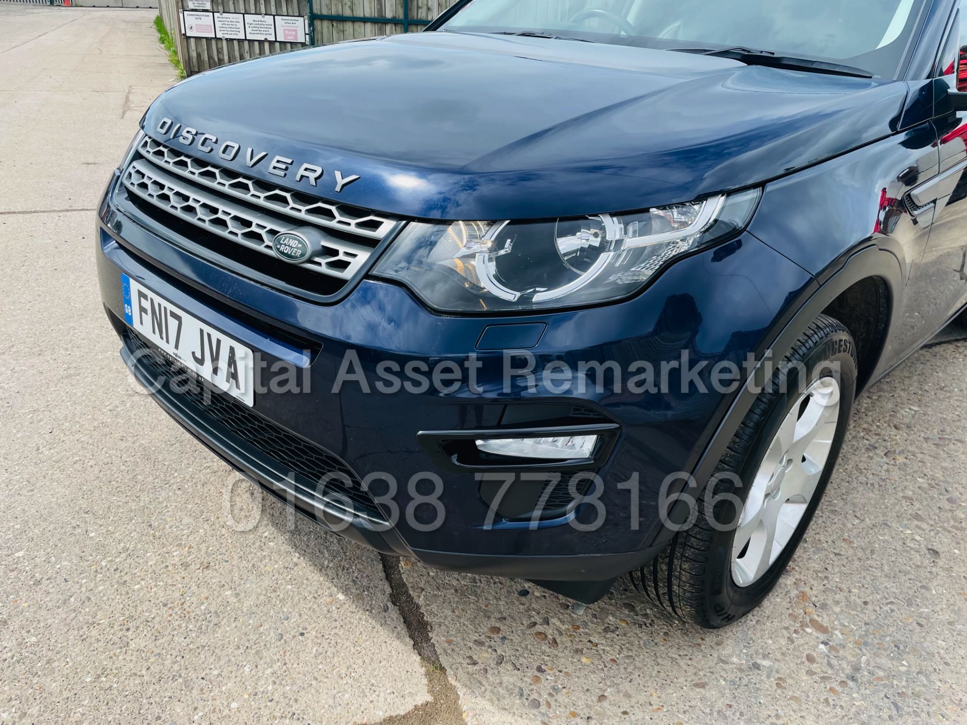 (On Sale) LAND ROVER DISCOVERY SPORT *SPECIAL EDITION* SUV (2017 - EURO 6) '2.0 TD4 - STOP/START' - Image 18 of 50