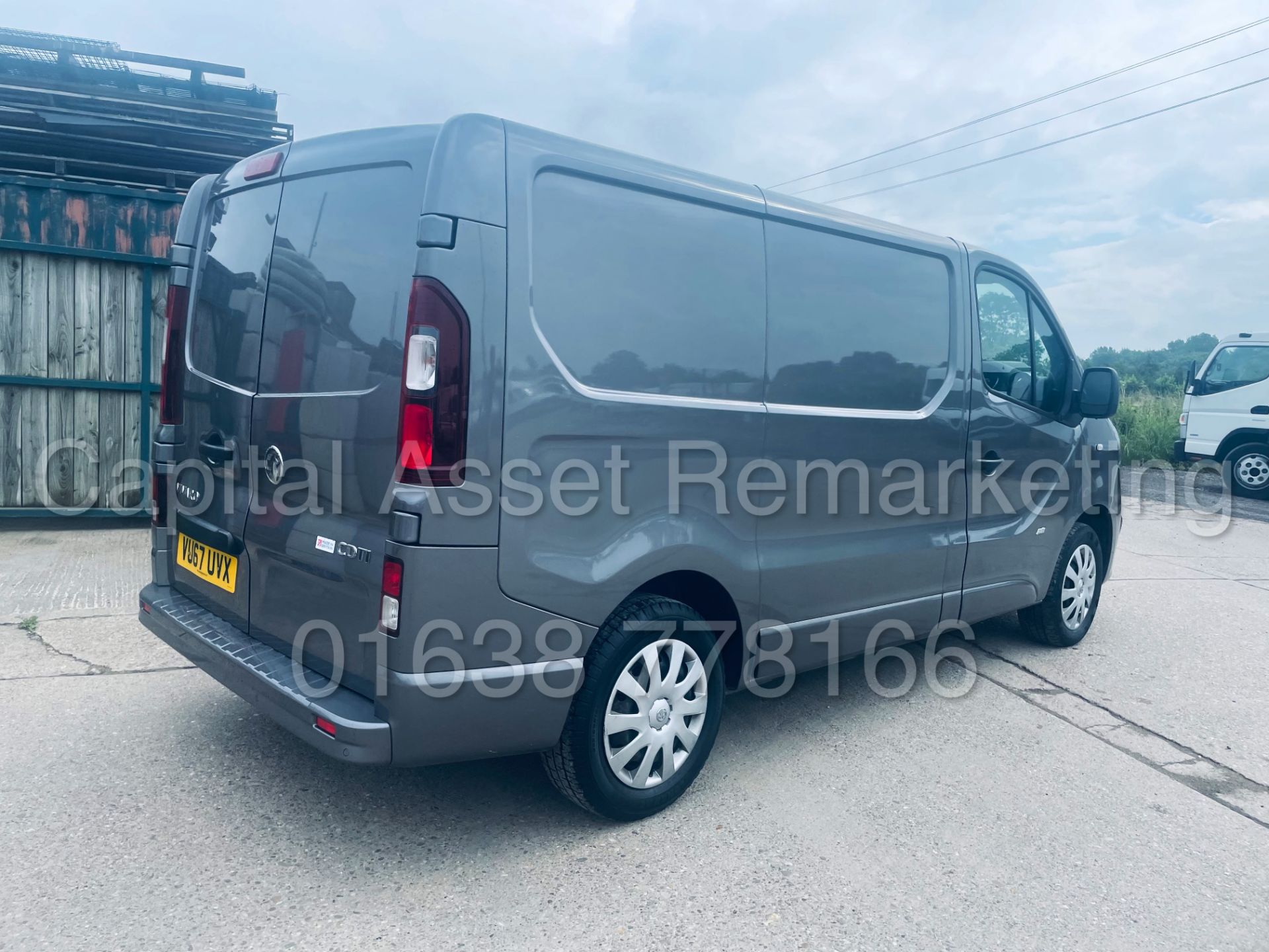 (On Sale) VAUXHALL VIVARO 2900 *SPORTIVE* (67 REG - EURO 6) '1.6 CDTI BI-TURBO - STOP/START' *A/C* - Image 13 of 39