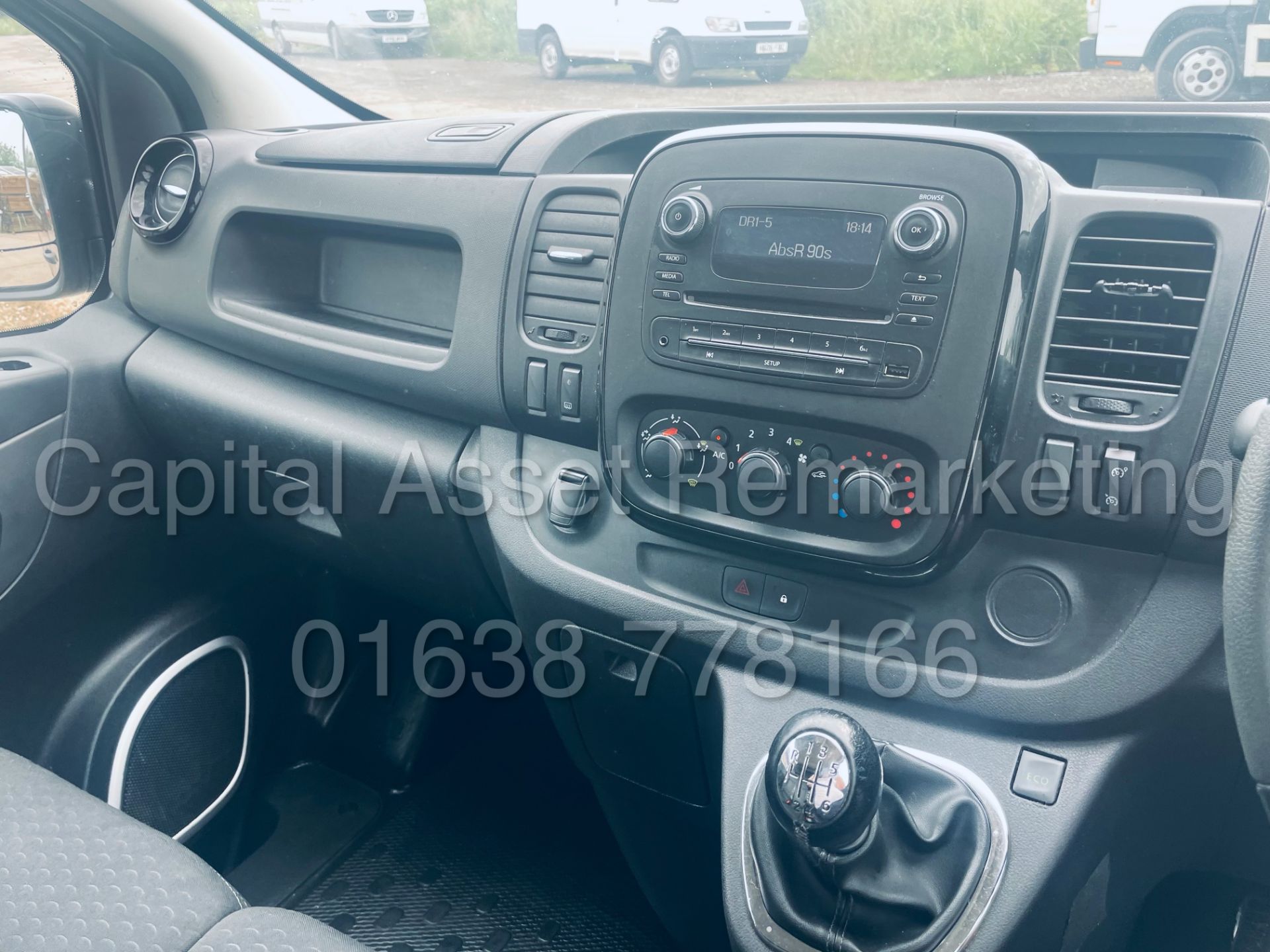 (On Sale) VAUXHALL VIVARO 2900 *SPORTIVE* (67 REG - EURO 6) '1.6 CDTI BI-TURBO - STOP/START' *A/C* - Image 31 of 39