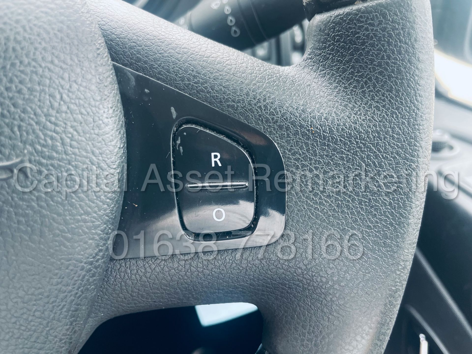 (On Sale) VAUXHALL VIVARO 2900 *SPORTIVE* (67 REG - EURO 6) '1.6 CDTI BI-TURBO - STOP/START' *A/C* - Image 37 of 39