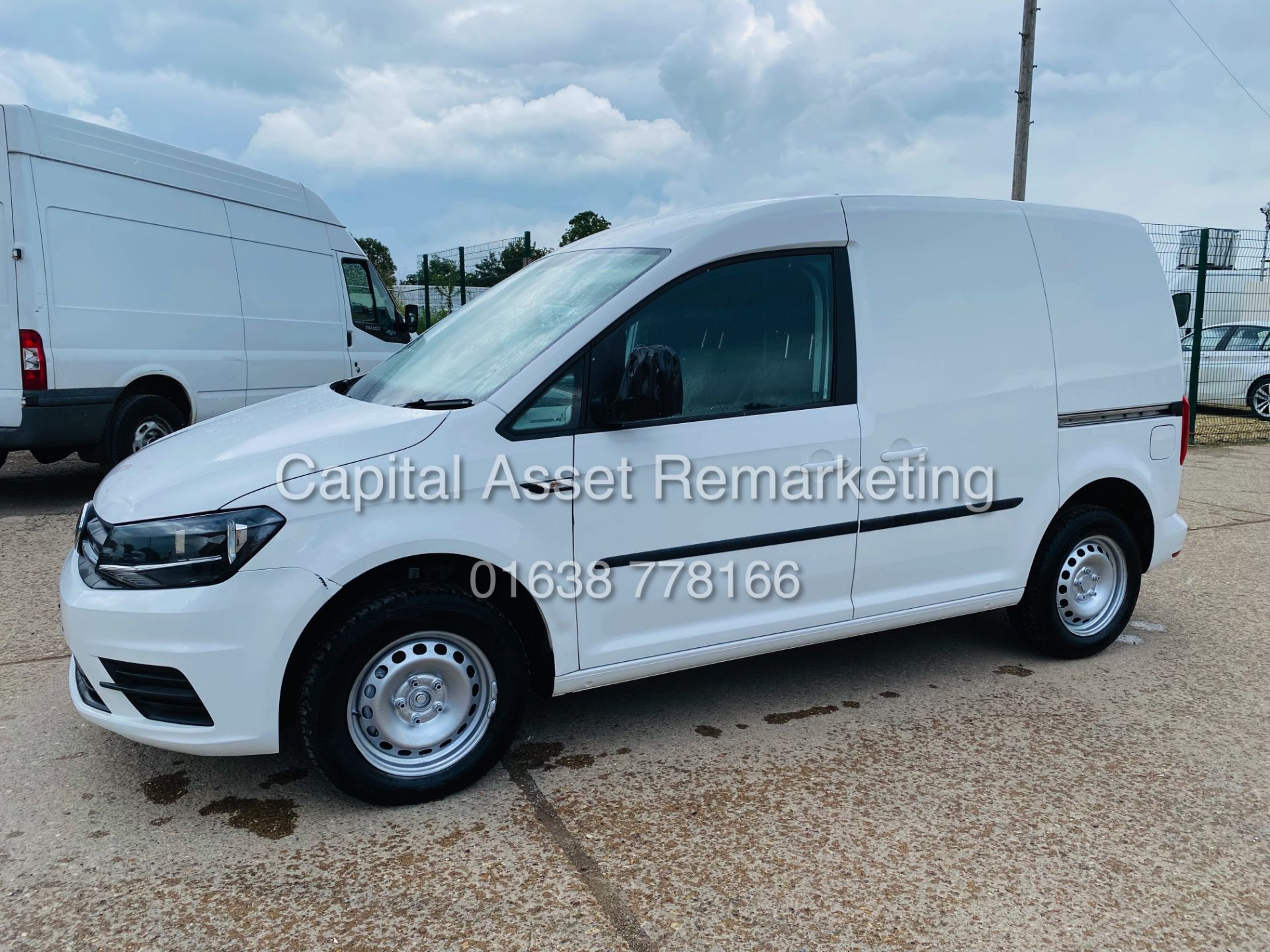 VW CADDY 2.0TDI (102) "TRENDLINE" (2019) REG - 1 KEEPER - AIR CON - START/STOP - FSH - HUGE SPEC!!! - Image 7 of 24