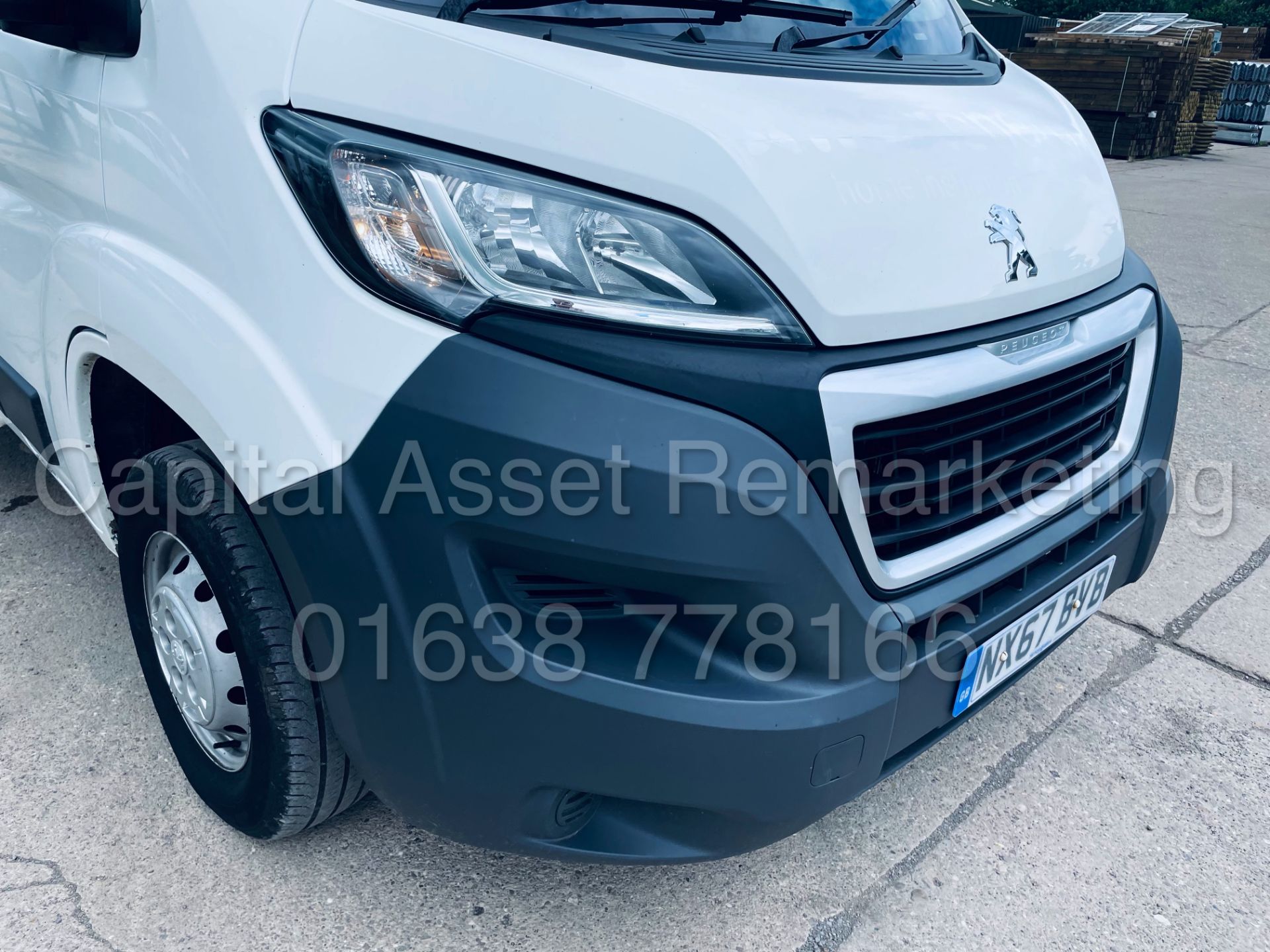 PEUGEOT BOXER 335 *LWB - LOW LOADER / LUTON BOX VAN* (2018 - EURO 6) '2.0 BLUE HDI -6 SPEED' *U-LEZ* - Image 15 of 41