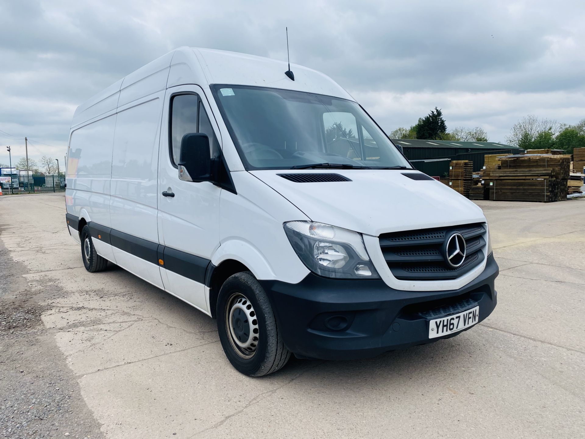 ON SALE MERCEDES SPRINTER 314CDI "LWB" HIGH ROOF WITH REAR ELECTRIC TAIL LIFT - 1 OWNER - FSH - Image 2 of 19